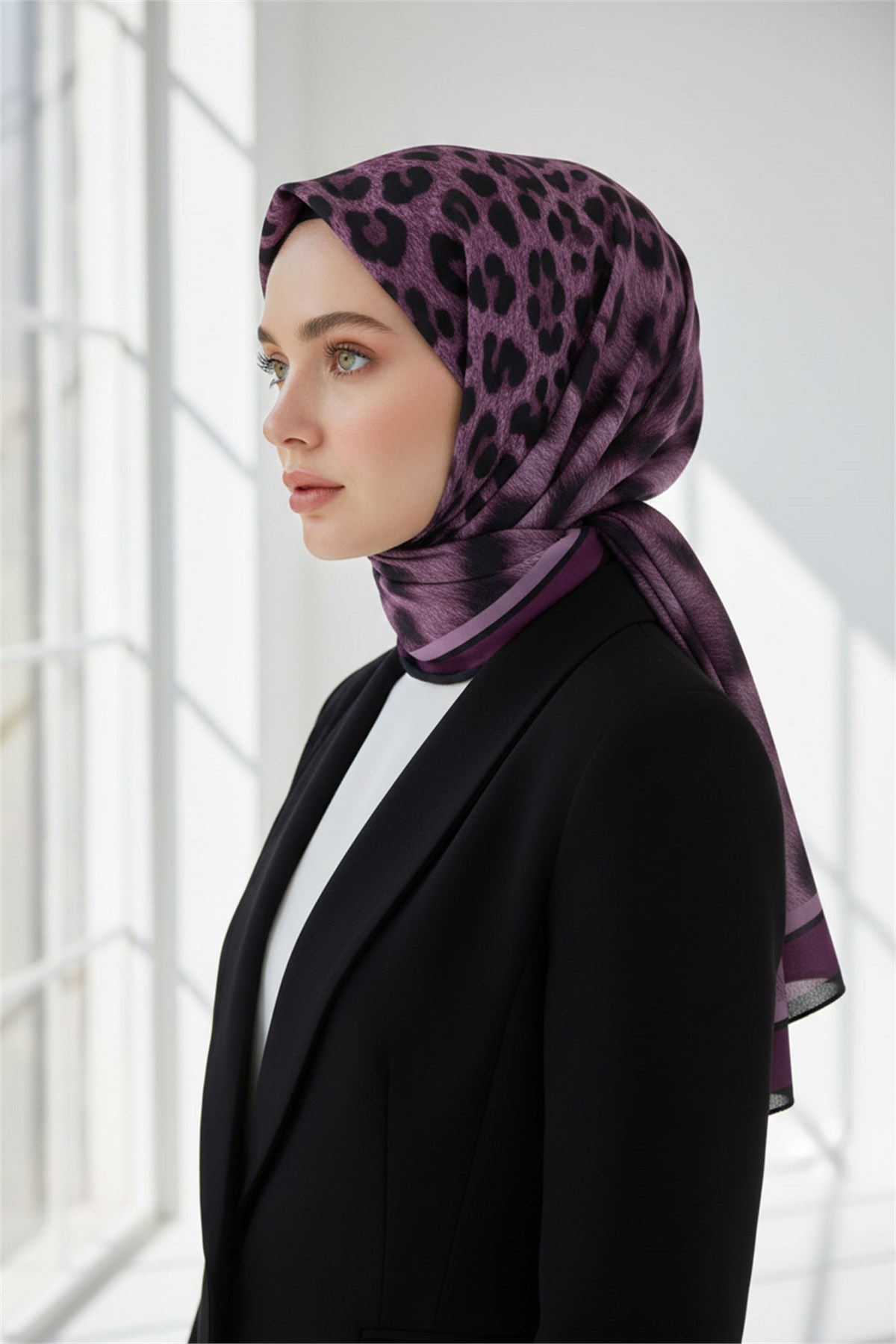 KREP LEOPAR DESENLİ GÜL KURUSU RENKLİ 75X195 KIRIŞMAZ ŞAL