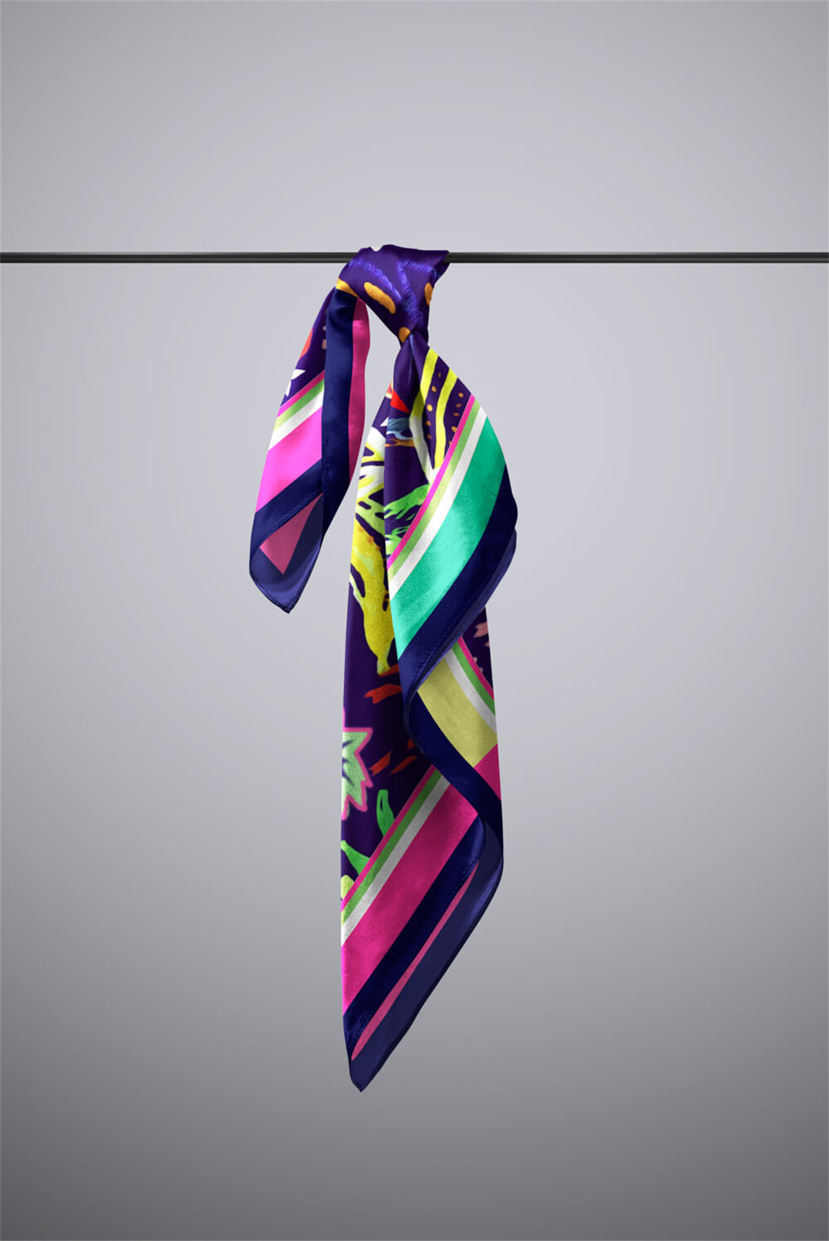 E70 BÜYÜK TROPIC YAPRAKLI MODERN BANDANA DG12455