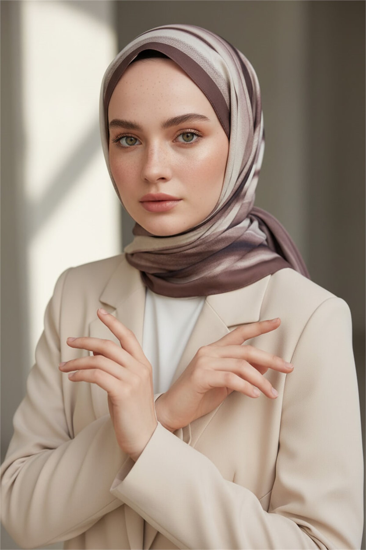 KREP SULU BOYA ÇİZGİLİ DESENLİ GÜL KURUSU RENKLİ 75X195 KIRIŞMAZ ŞAL