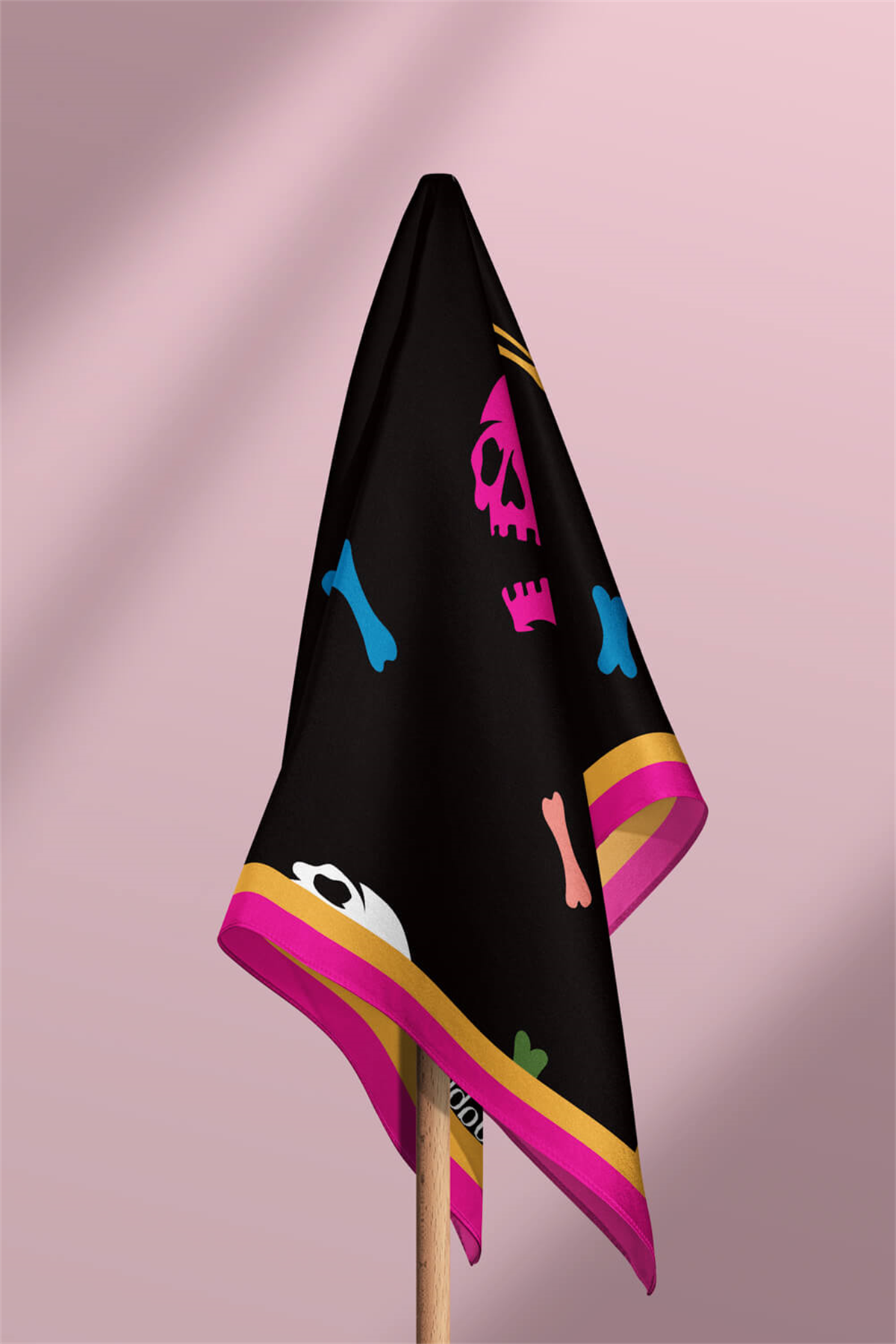 Modabutik Kurukafa Desenli Bandana