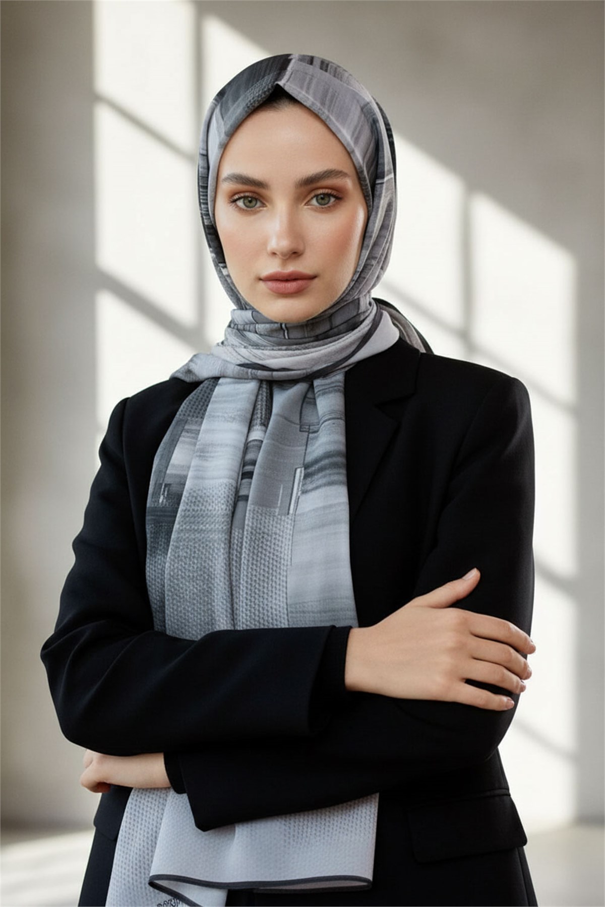 KREP FIRÇA DESENLİ GRİ - FÜME RENKLİ 75X195 KIRIŞMAZ ŞAL
