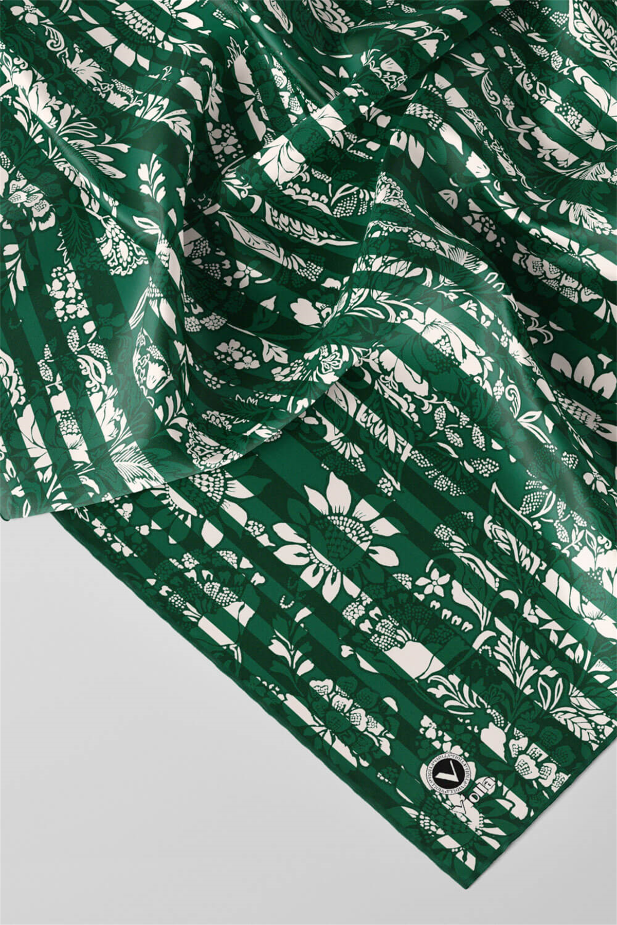 Twill Batik Şal Desenli Petrol Yeşili Renkli 90x90 Eşarp (İpek İçermez) Kenar Dikiş Şekli El Dikişli