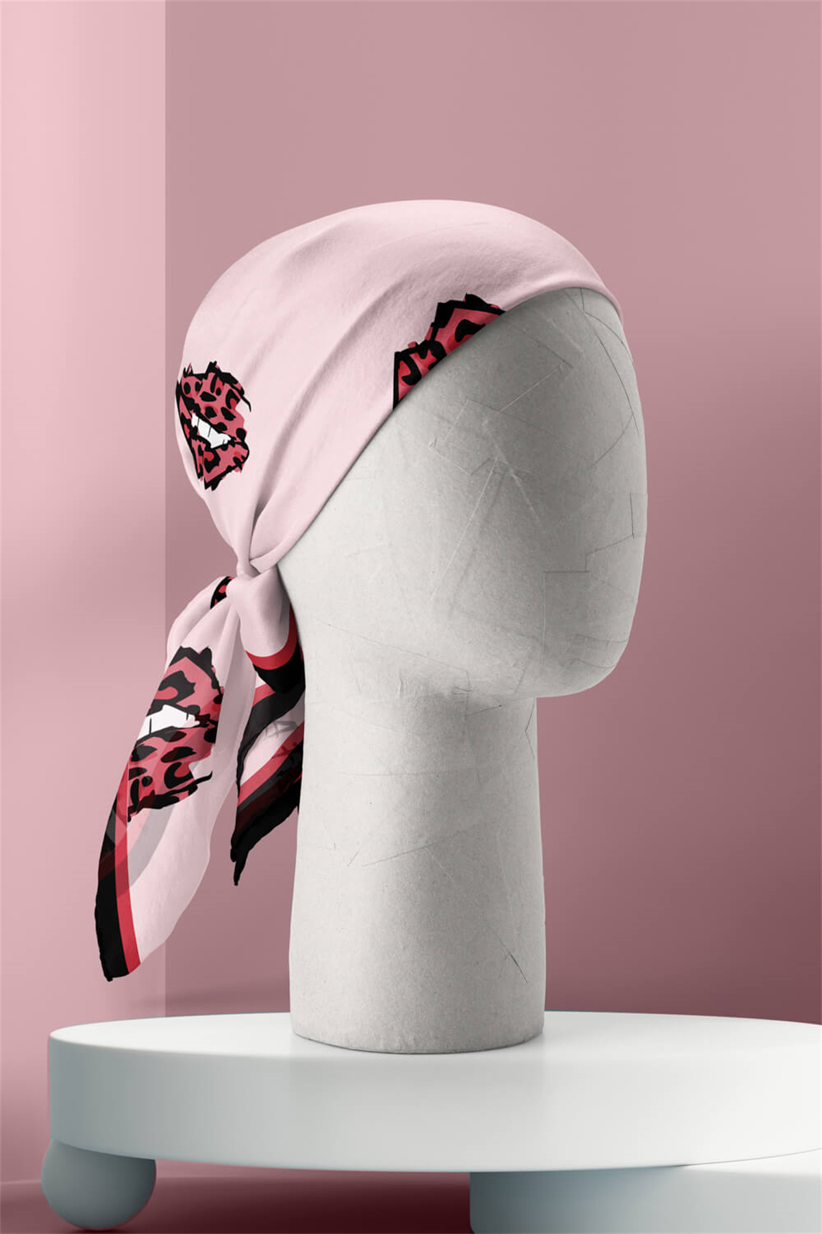 B77 Modabutik Dudak Desenli Bandana