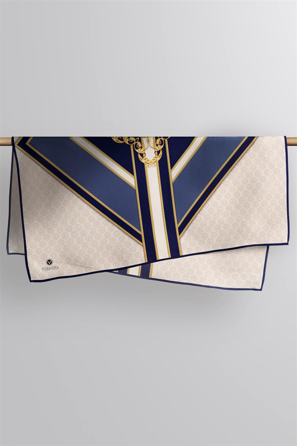 %100 Twill İpek Monogram ve Barok Desenli Lacivert - İndigo Renkli 90x90 Eşarp Dikim Şekli : El Dikişi