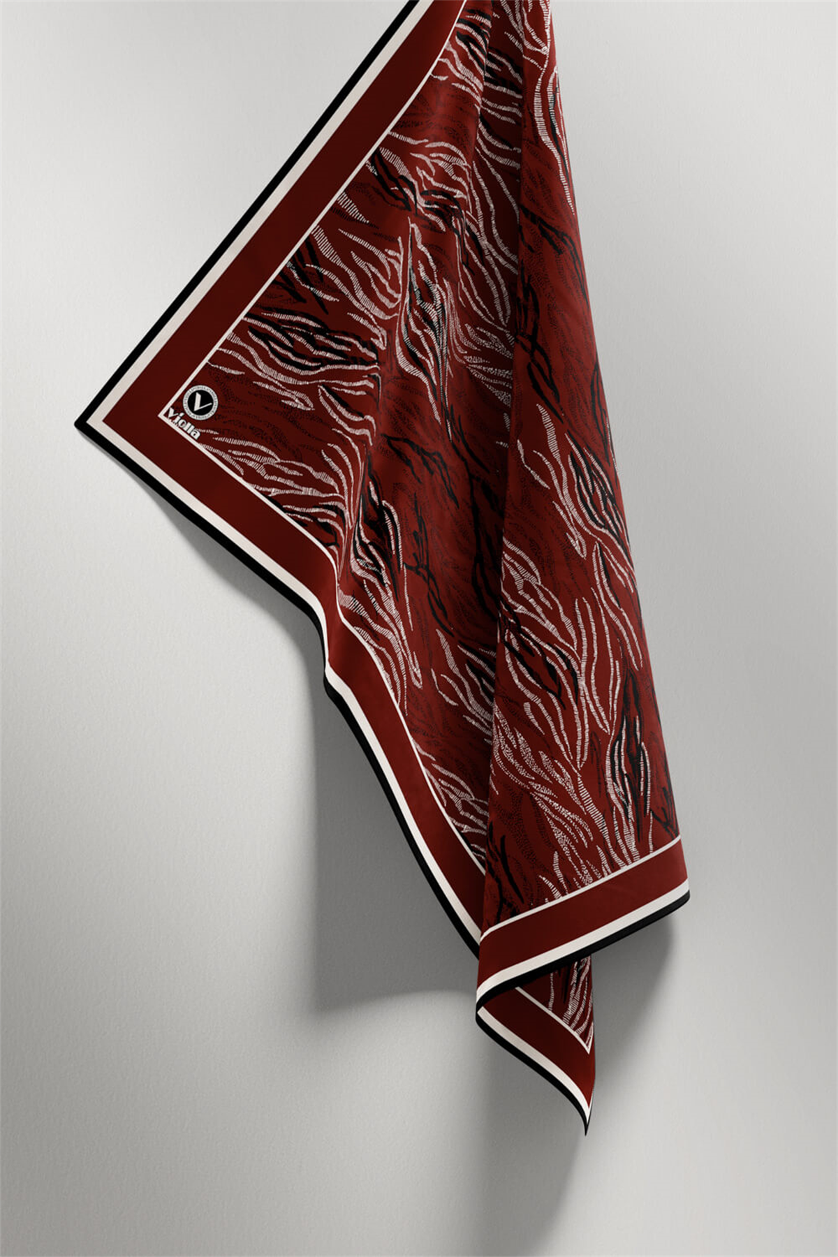 Twill Soyut Çizgi Desenli Bordo Renkli 90x90 Eşarp (İpek İçermez) Kenar Dikiş Şekli El Dikişli