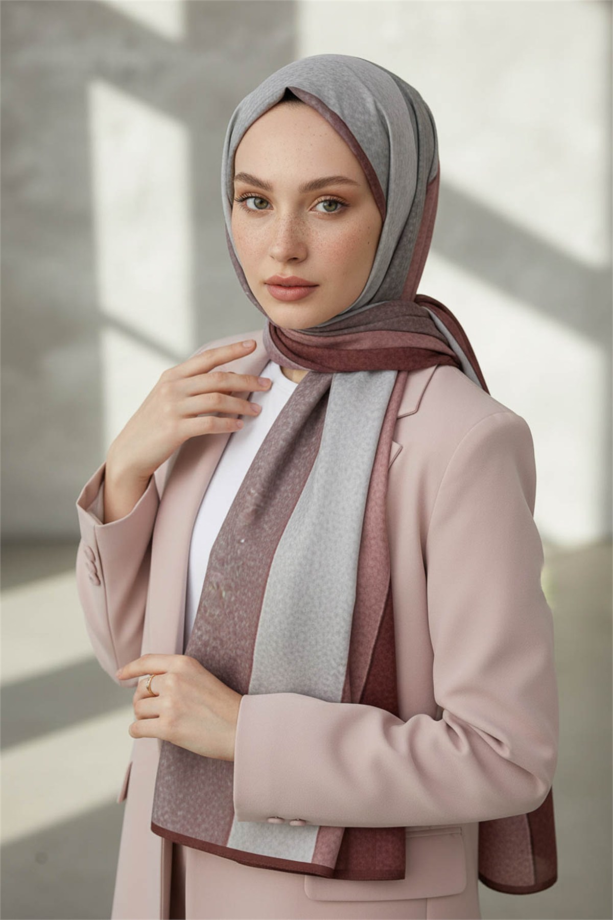 KREP DALGA DESENLİ GÜL KURUSU RENKLİ 75X195 KIRIŞMAZ ŞAL