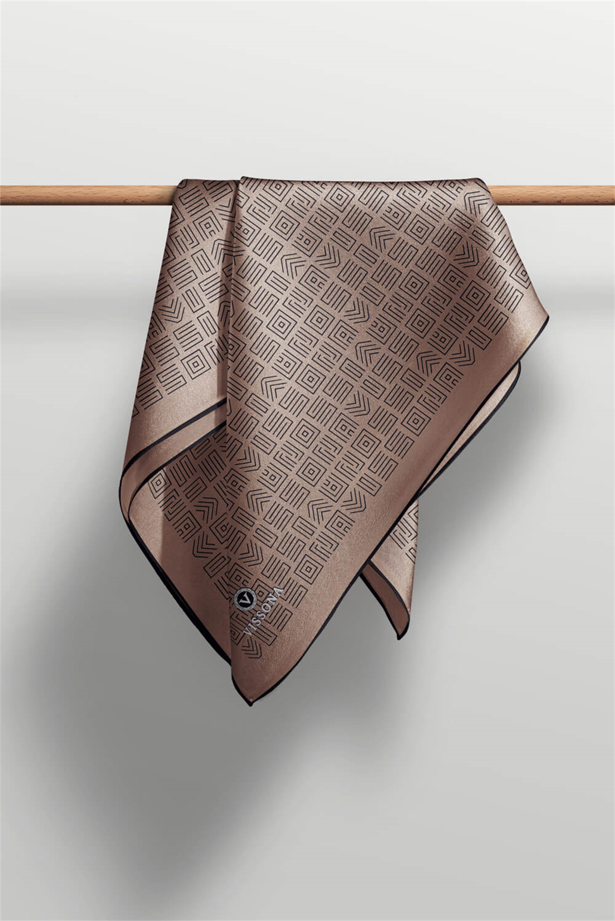 %57 İPEK %43 VİSKON Twill İpek Etnik Motif Desenli Vizon - Siyah Renkli 90x90 Eşarp Dikim Şekli : El Dikişi