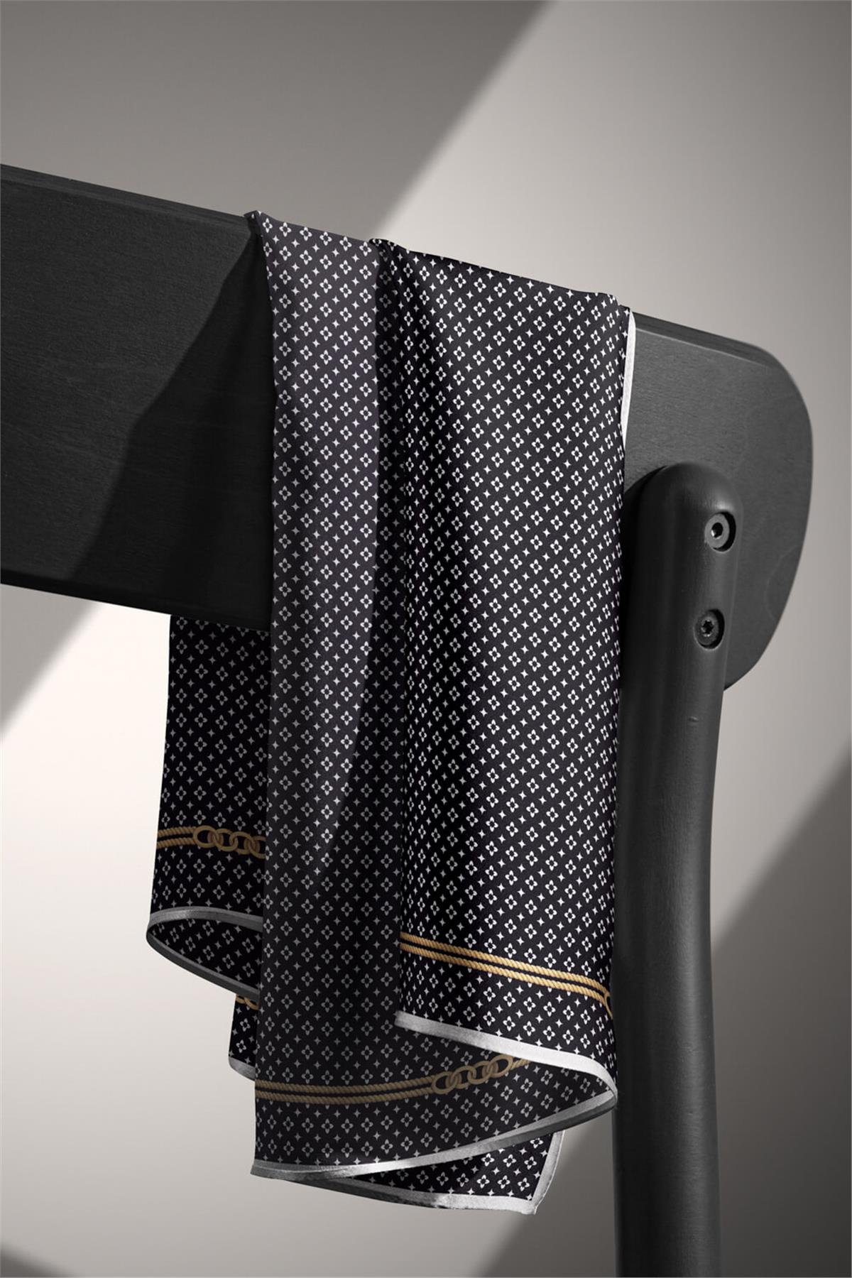 %100 Twill İpek Zincir Desenli Siyah - Krem Renkli 90x90 Eşarp Dikim Şekli : El Dikişi