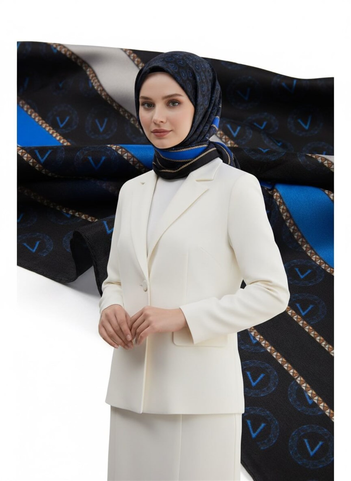%100 Saf İpek Şal İnce Saten Vual Dokuma Monogram Desenli Siyah - Saks Renkli 90x210 Şal