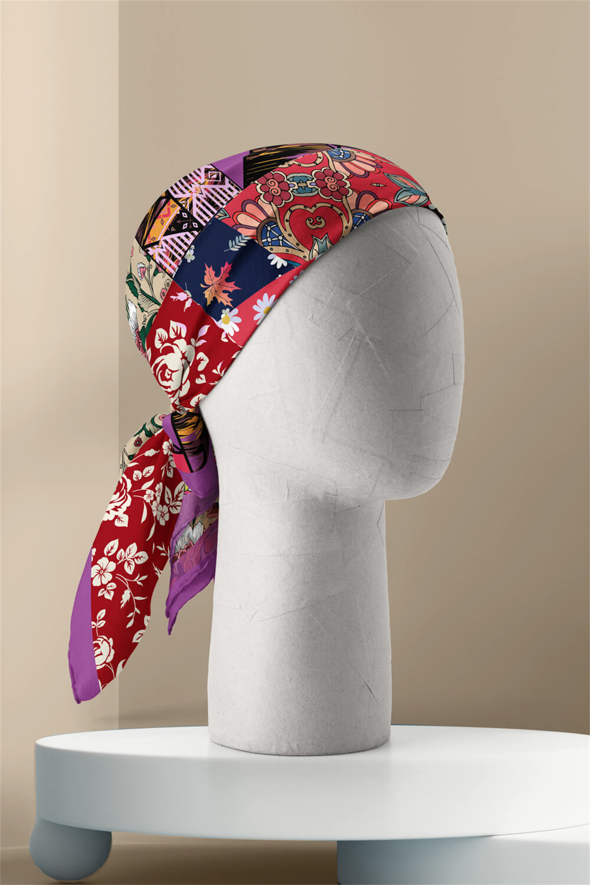 C24 KADIN DESENLİ BANDANA