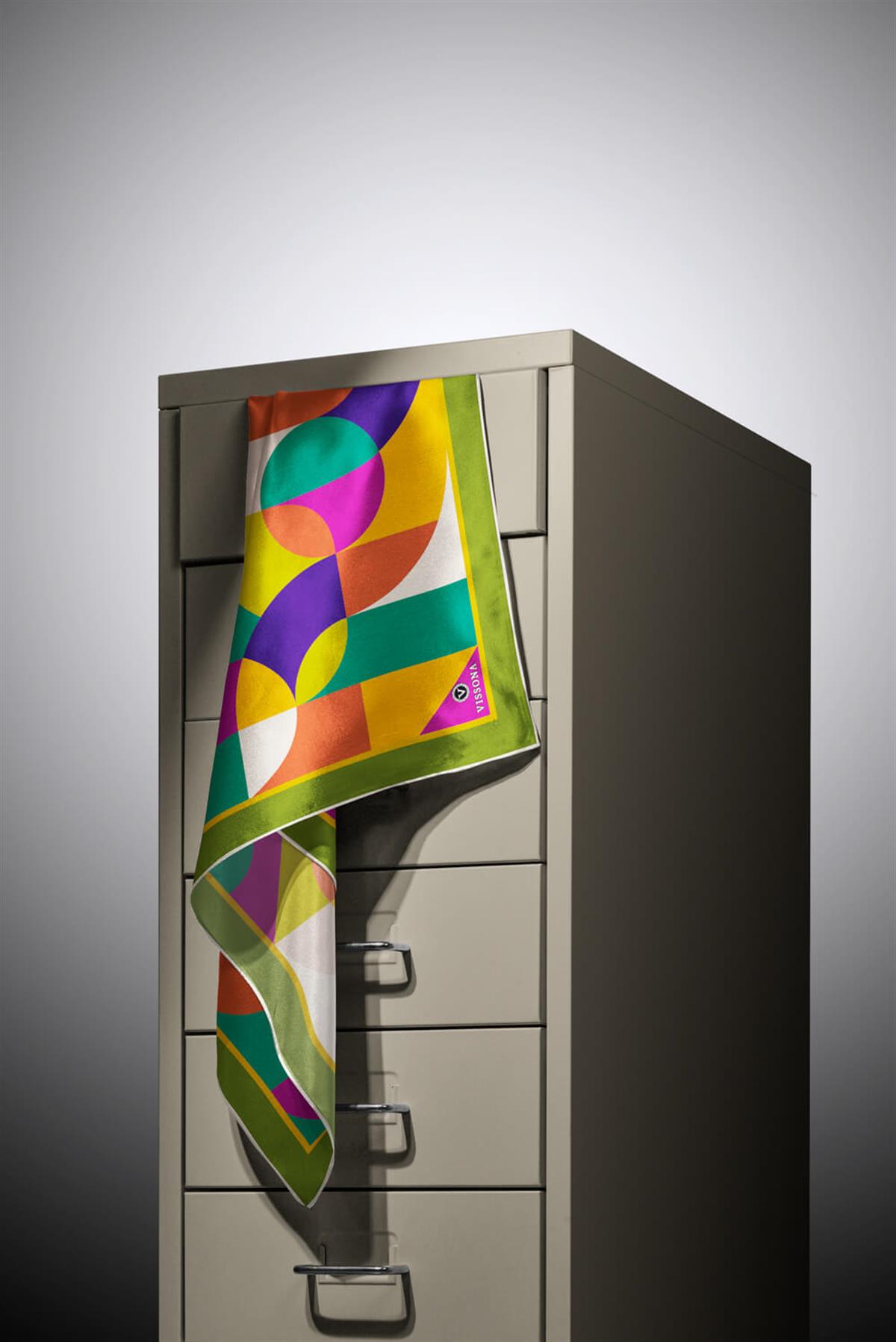 %100 Twill Renk Bloklu Çizgili Desenli Haki - Mor Renkli 90x90 Eşarp Dikim Şekli: El Dikişii