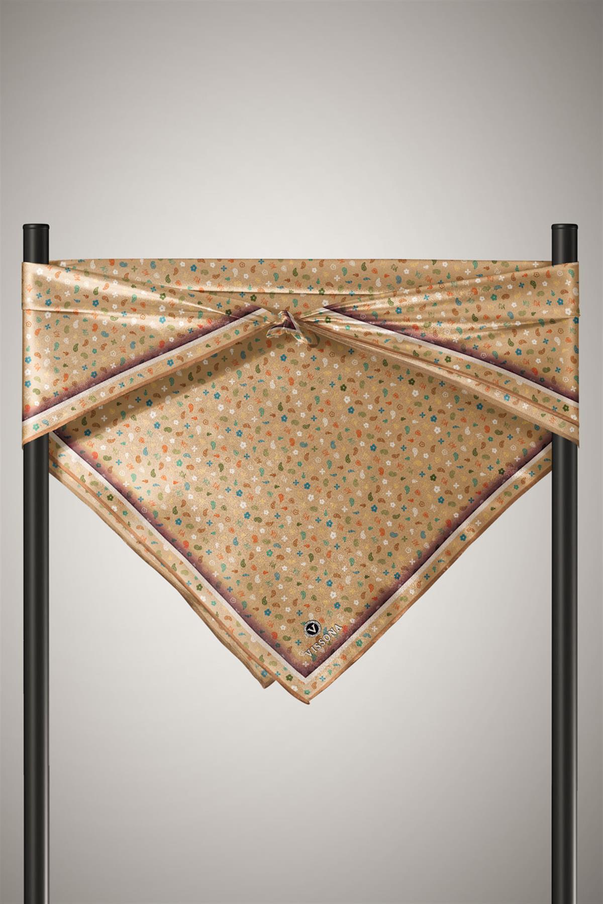 %100 Twill İpek Çıtır Desenli Bej Renkli 90x90 Eşarp Dikim Şekli : El Dikişi