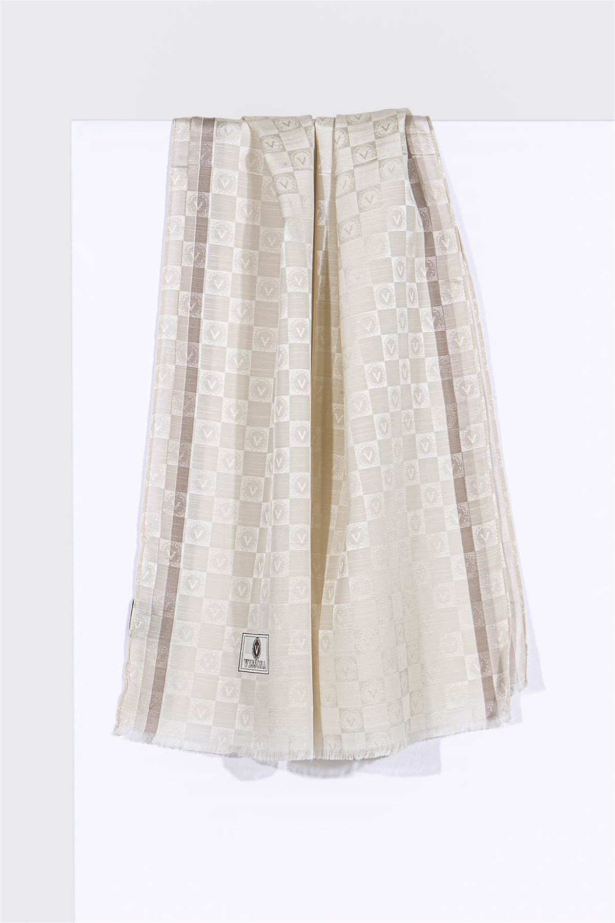 %57 İPEK %43 PAMUK MONOGRAM DESENLİ GÜMÜŞ RENKLİ 70X190 ŞAL