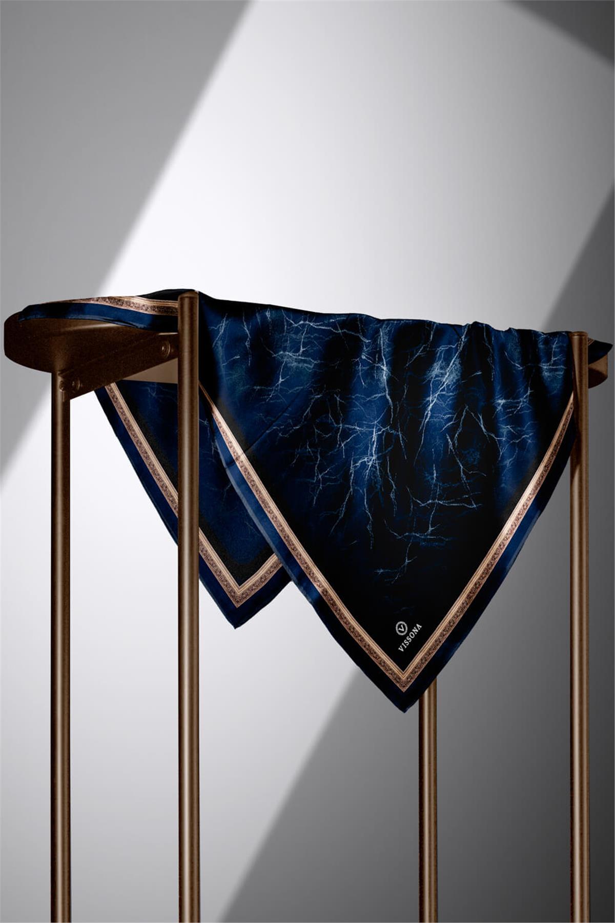 %100 Twill İpek Mermer Desenli Lacivert Renkli 90x90 Eşarp Dikim Şekli : El Dikişi