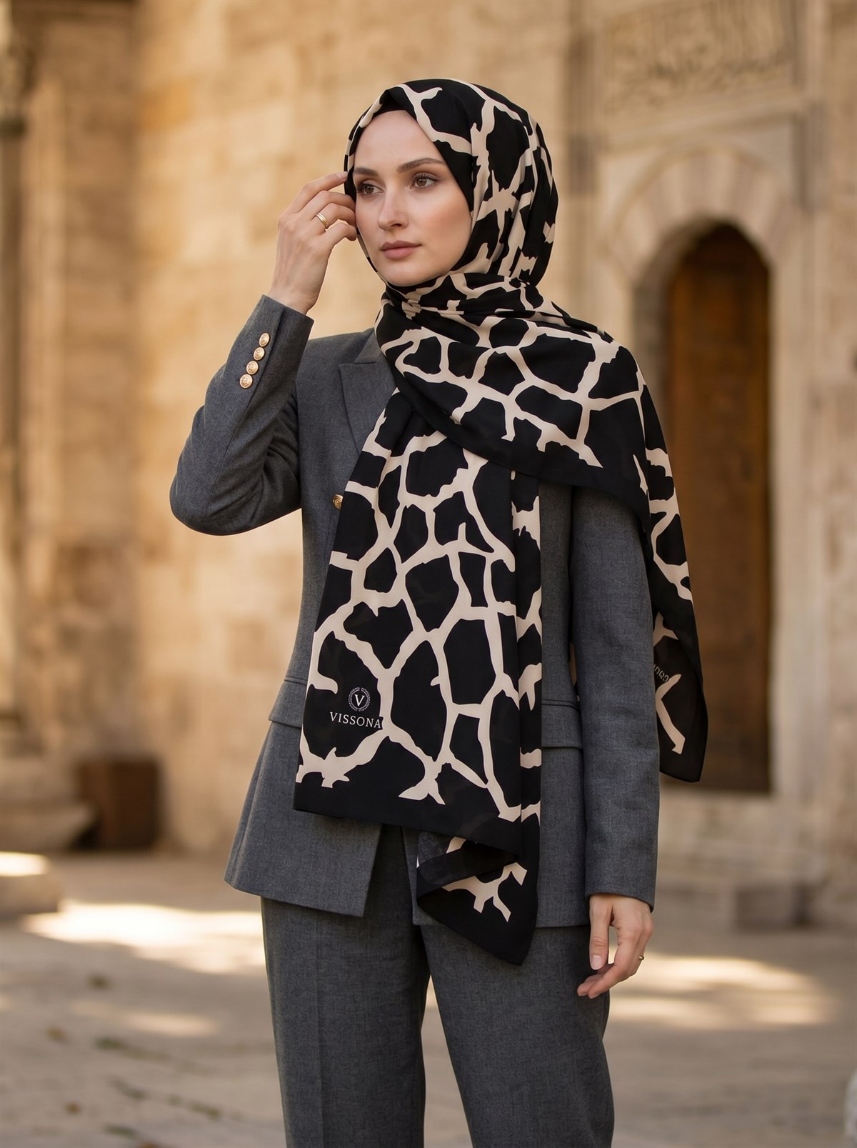 KREP TAŞ DESENLİ SİYAH - BEJ RENKLİ 75X195 KIRIŞMAZ ŞAL
