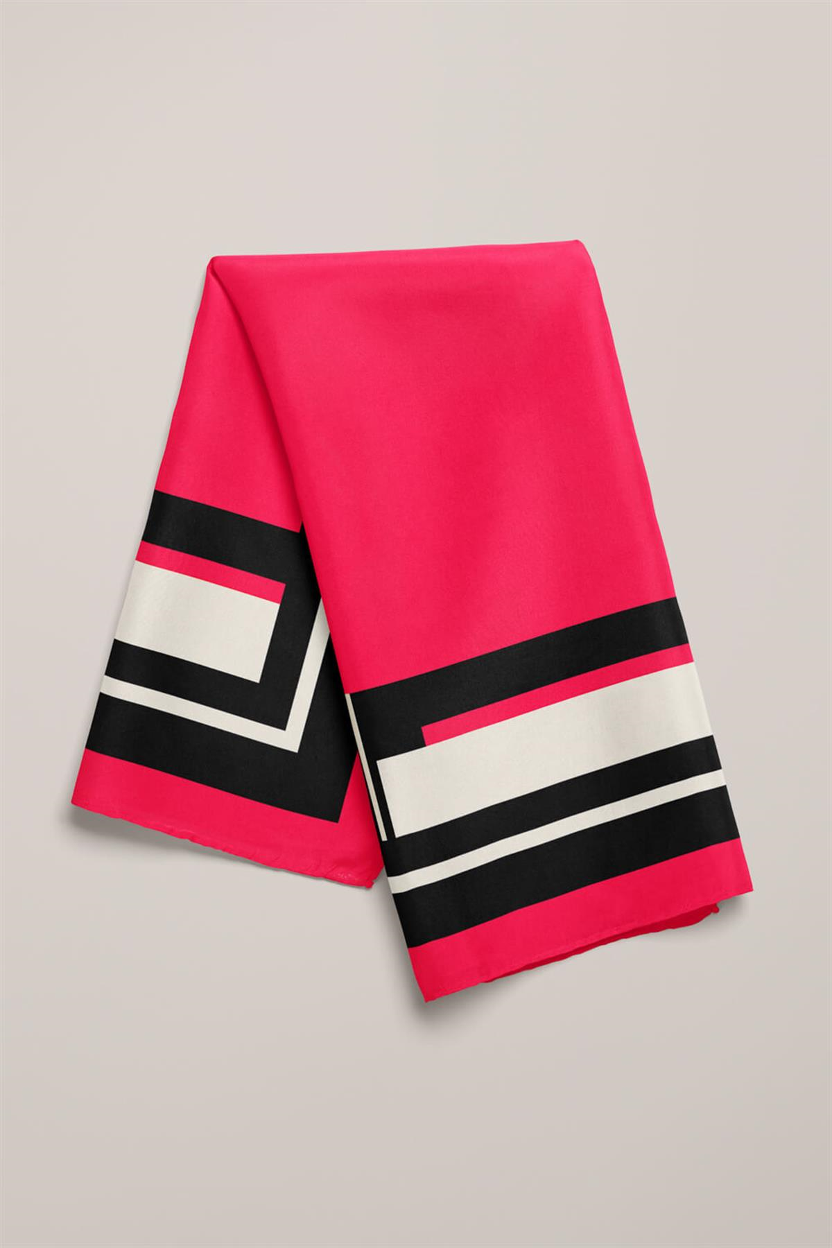 E47 Kadın Kırmızı Kare Desenli 50x50 Bandana HYL DG01524-22