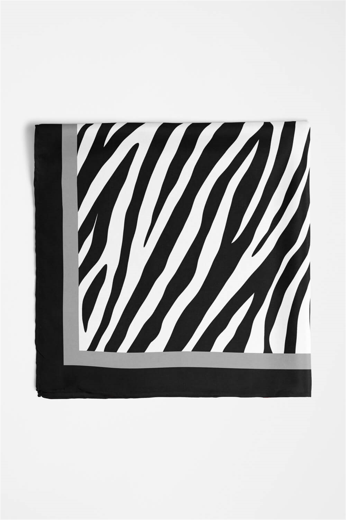 Kadın siyah Beyaz Zebra Desenli 50x50 Bandana HYL DG0567-22