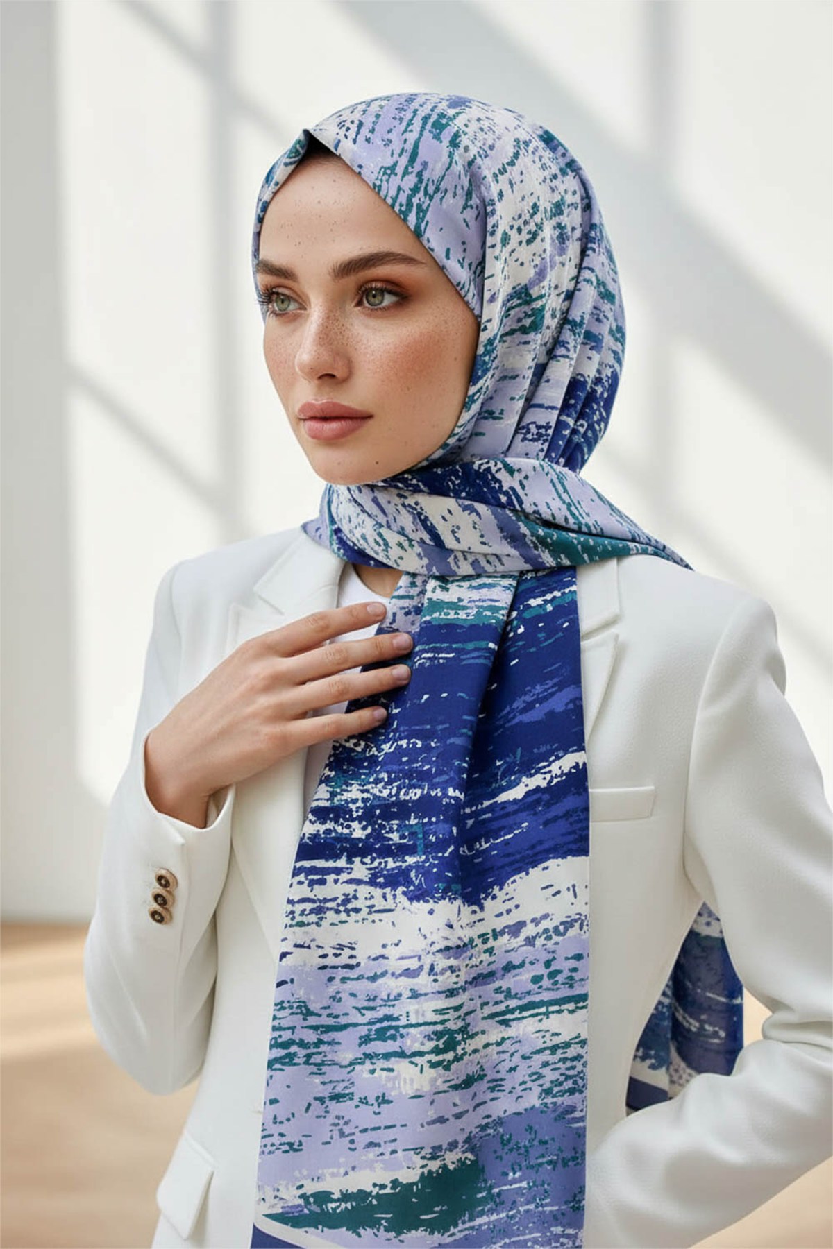 KREP FIRÇA DESENLİ İNDİGO RENKLİ 75X195 KIRIŞMAZ ŞAL