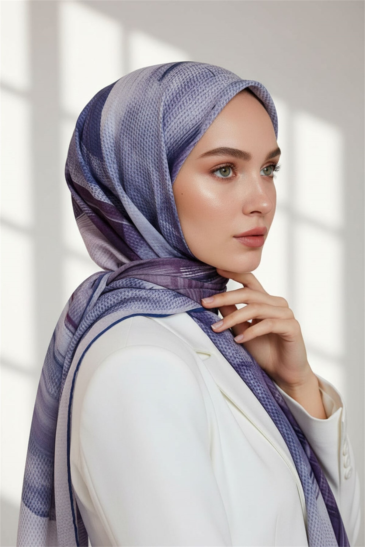 KREP FIRÇA DESENLİ MÜRDÜM - İNDİGO RENKLİ 75X195 KIRIŞMAZ ŞAL