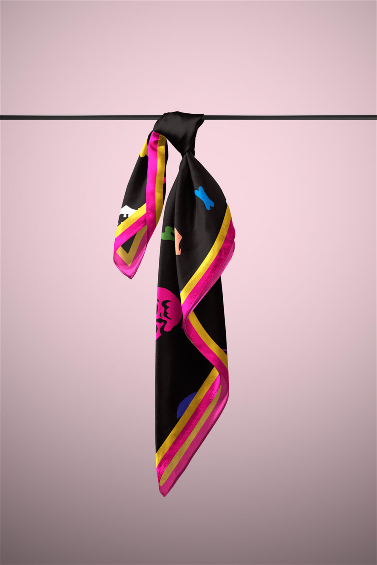 Modabutik Kurukafa Desenli Bandana