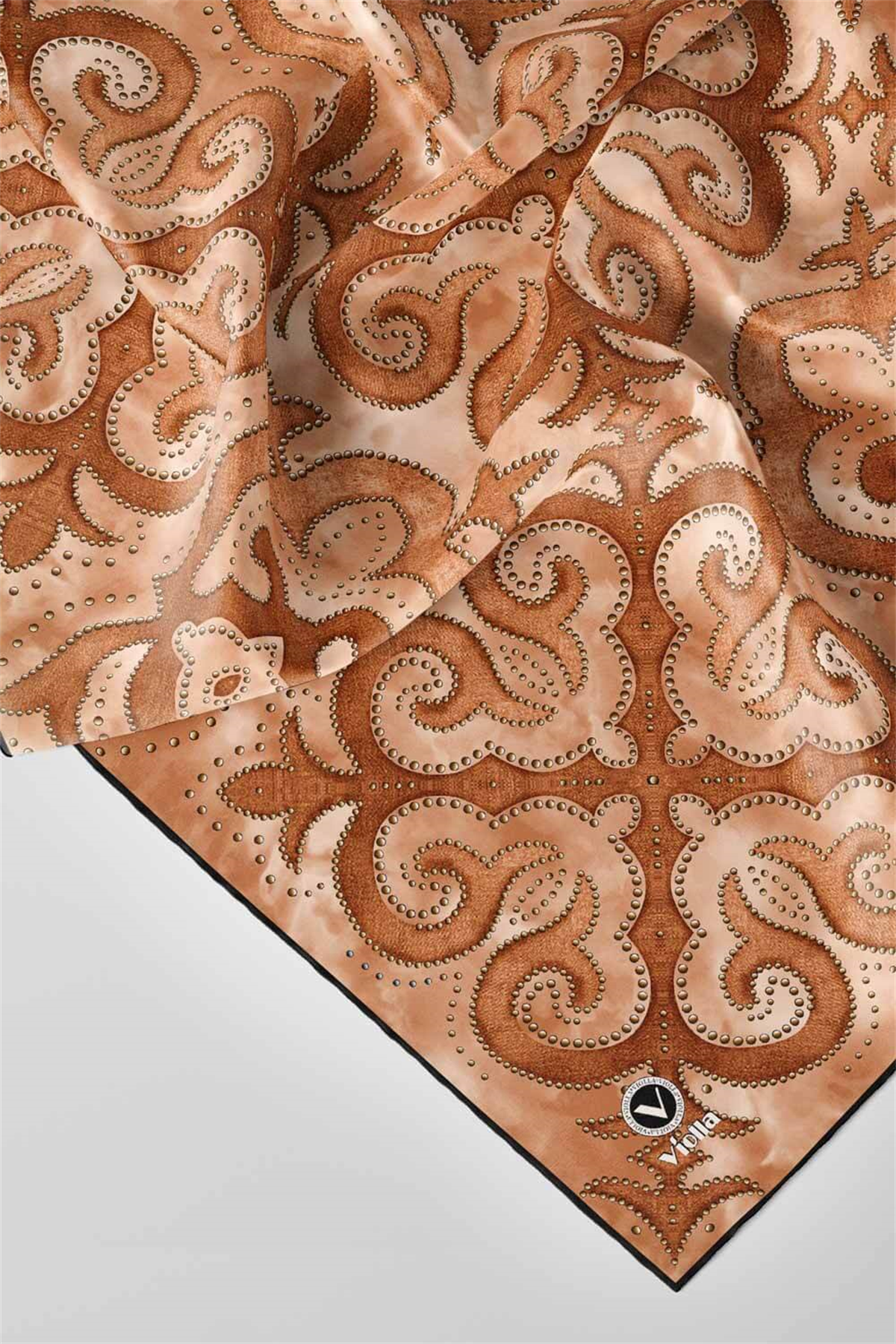 Twill Barok Desenli Taba Renkli 90x90 Eşarp (İpek İçermez) Kenar Dikiş Şekli El Dikişli