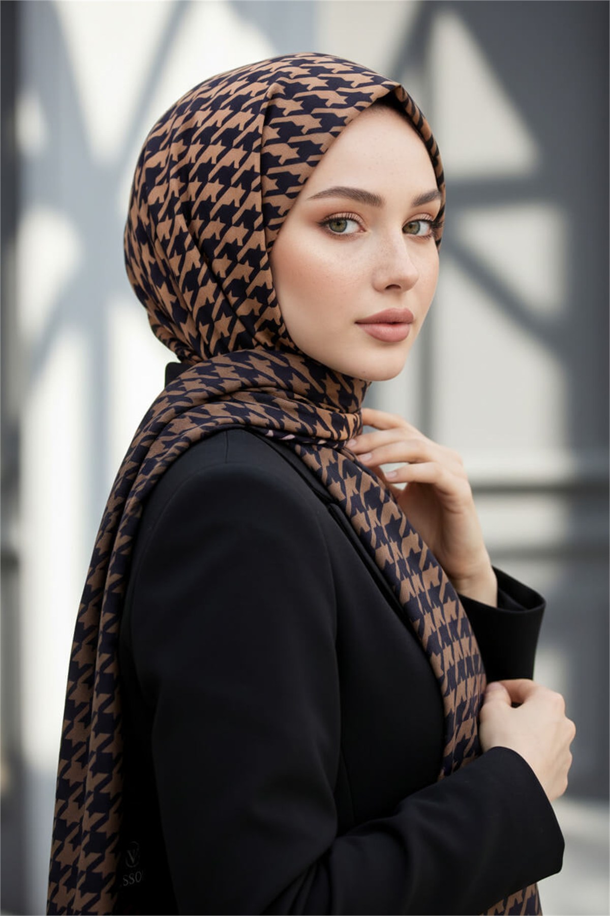 KREP KAZAYAĞI DESENLİ SOMON RENKLİ 75X195 KIRIŞMAZ ŞAL