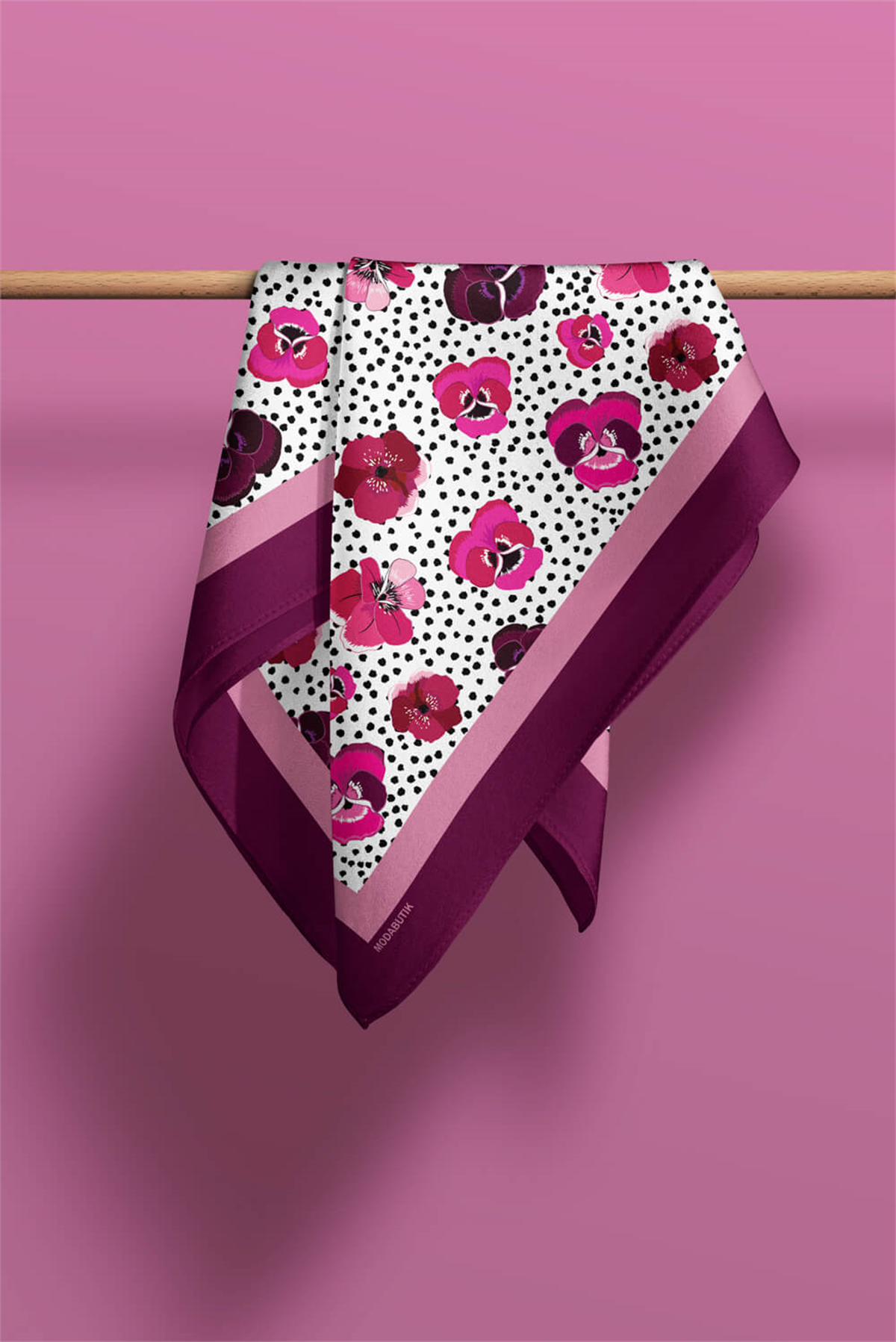 D20 Kadın Menekşe Desenli 50x50 Bandana HYL DG0893-22