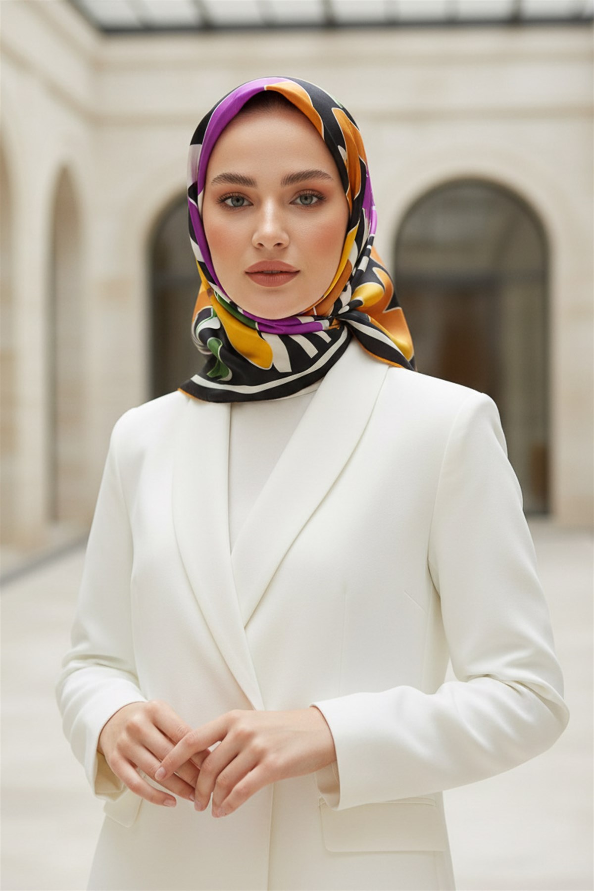 %100 Twill İpek Yaprak Desenli Pembe - Hardal Renkli 90x90 Eşarp Dikim Şekli : El Dikişi