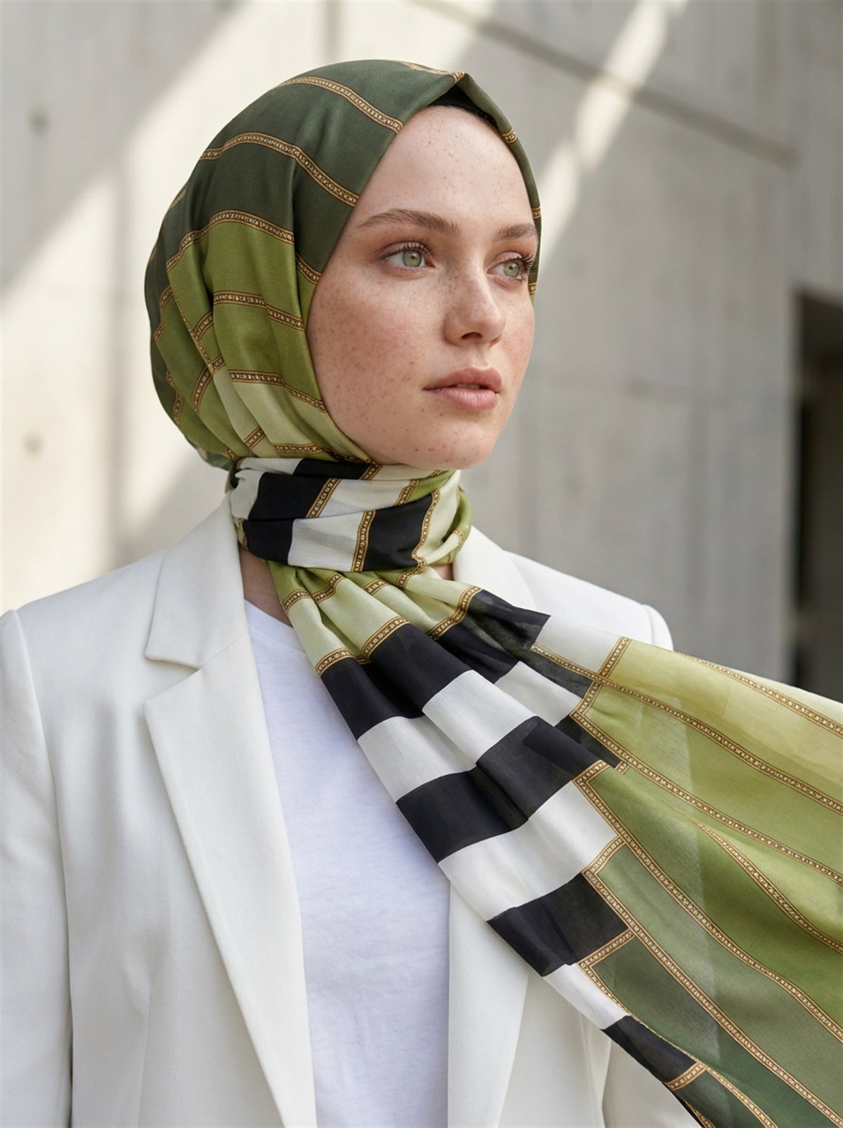 %100 Saf İpek Şal İnce Saten Vual Dokuma Şerit Desenli Haki - Siyah Renkli 90x210 Şal