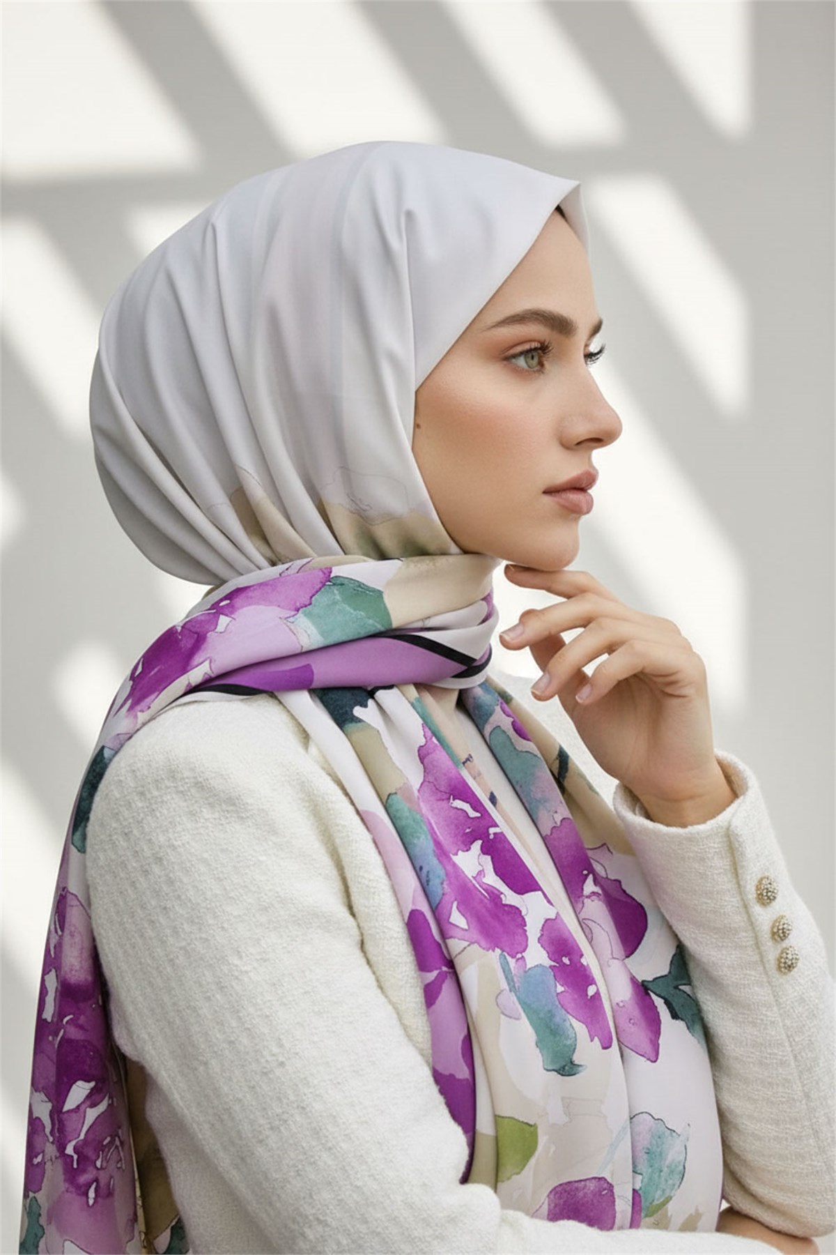 KREP ÇİÇEK DESENLİ KREM - MÜRDÜM RENKLİ 75X195 KIRIŞMAZ ŞAL