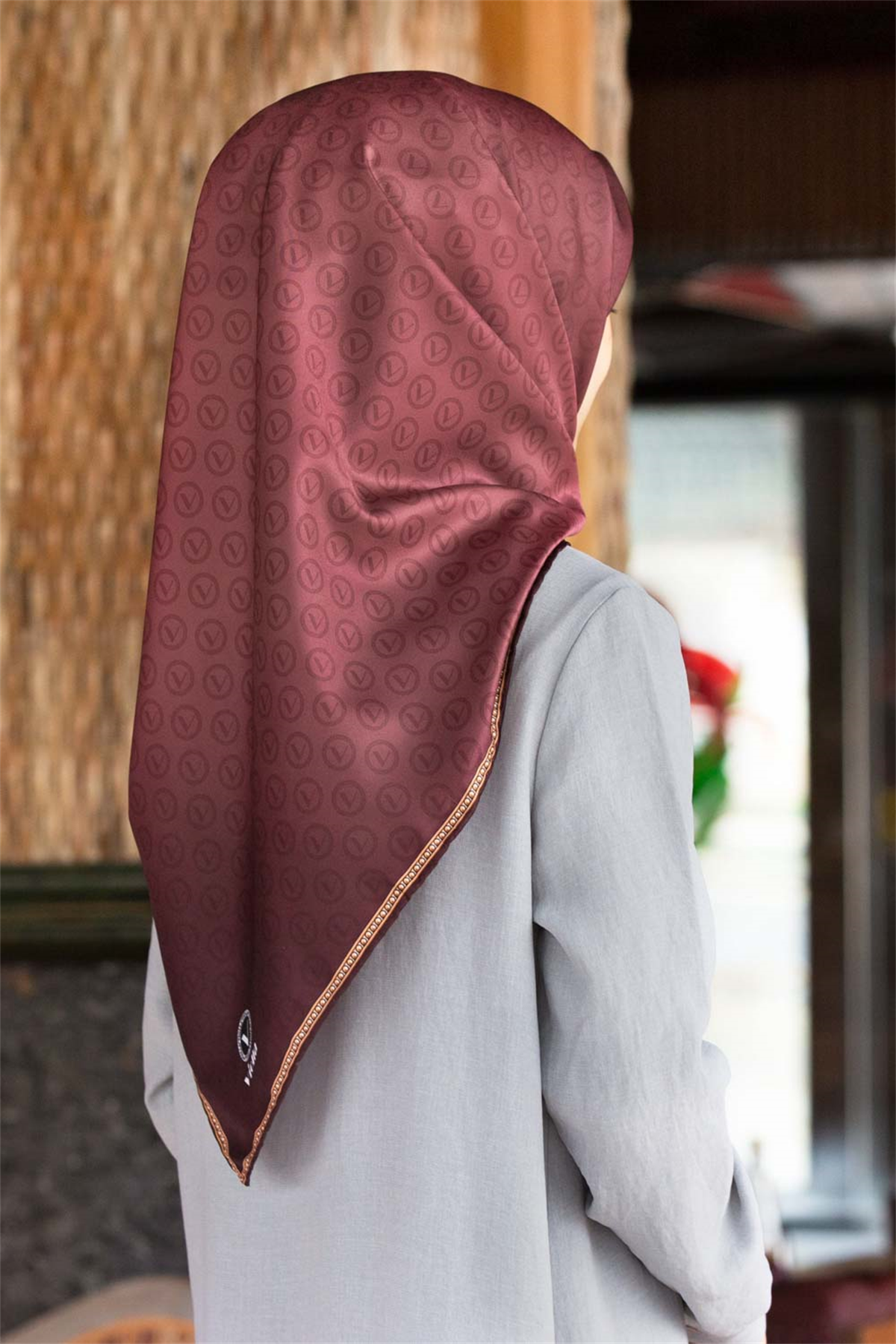 Twill Degradeli Pudra Renkli 90x90 Eşarp (İpek İçermez)