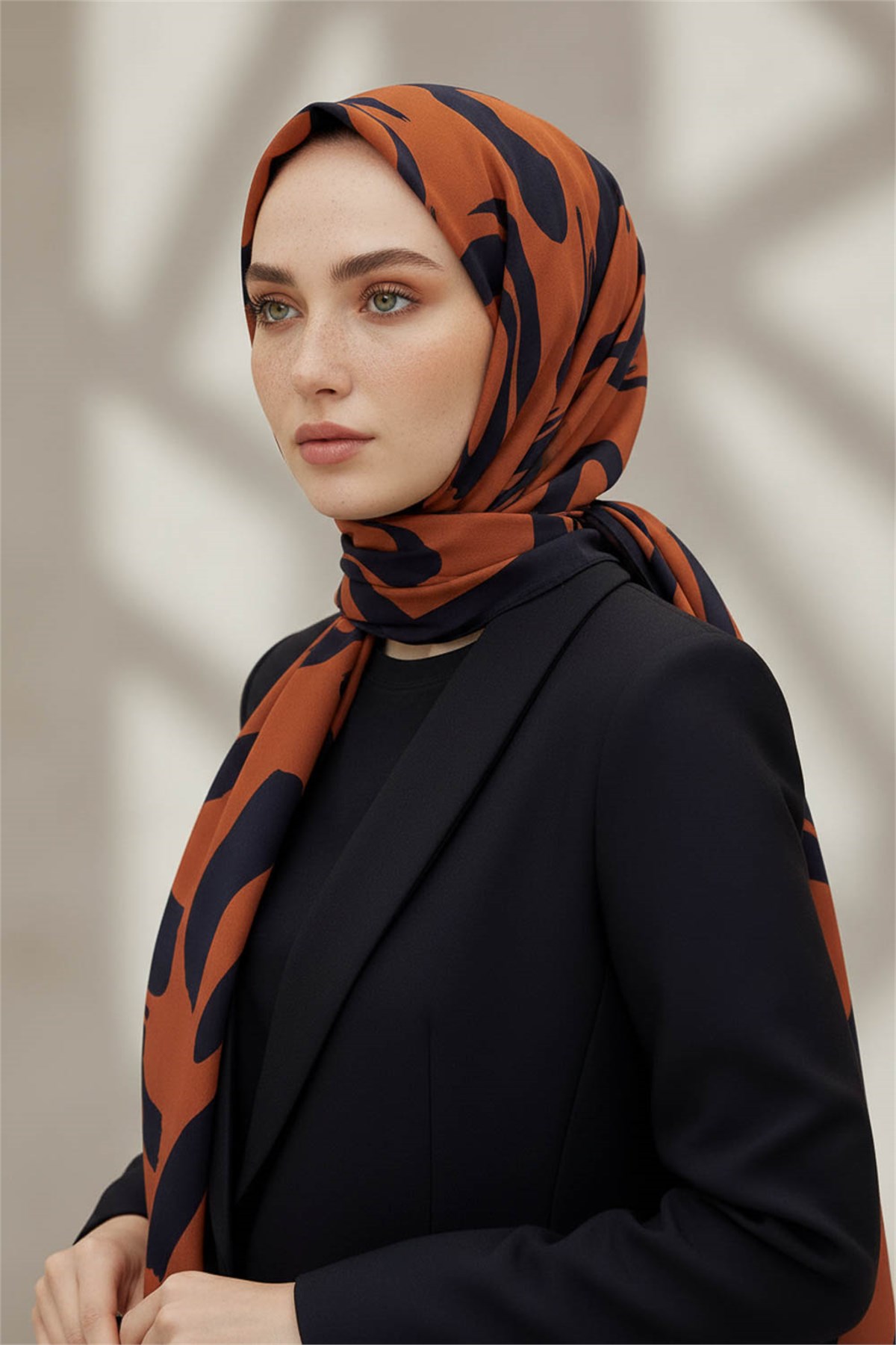 KREP FIRÇA DARBESİ DESENLİ TABA RENKLİ 75X195 KIRIŞMAZ ŞAL