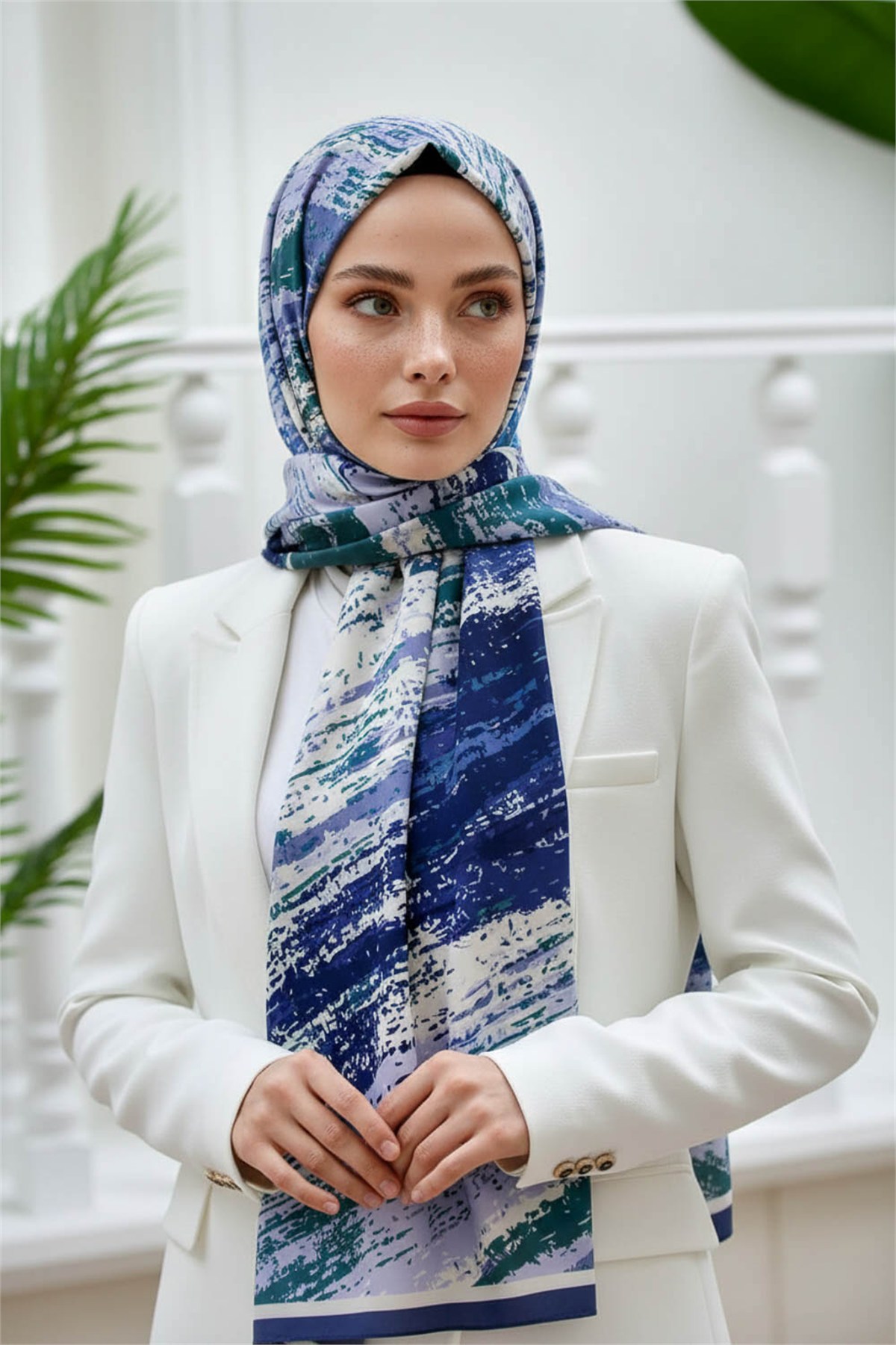 KREP FIRÇA DESENLİ İNDİGO RENKLİ 75X195 KIRIŞMAZ ŞAL
