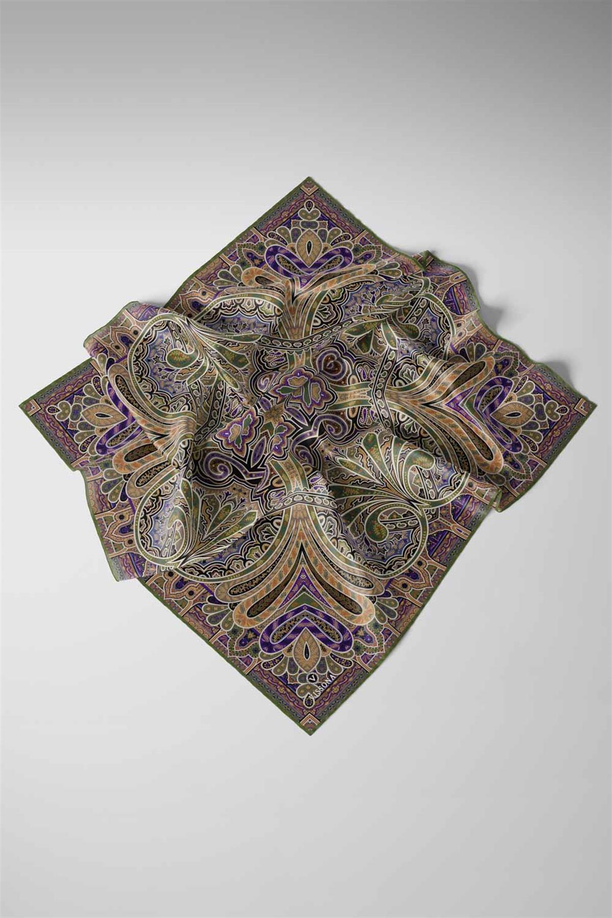100% Twill İpek Etnik Desenli Haki Renkli 90x90 Dikim Şekli : El Dikişi Eşarp