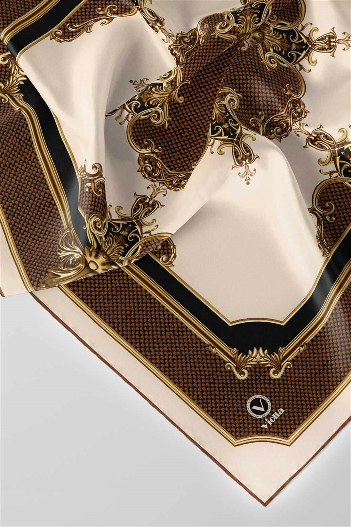 Twill Barok Desenli Bakır Renkli 90x90 Eşarp (İpek İçermez) Dikim Şekli : El Dikişi