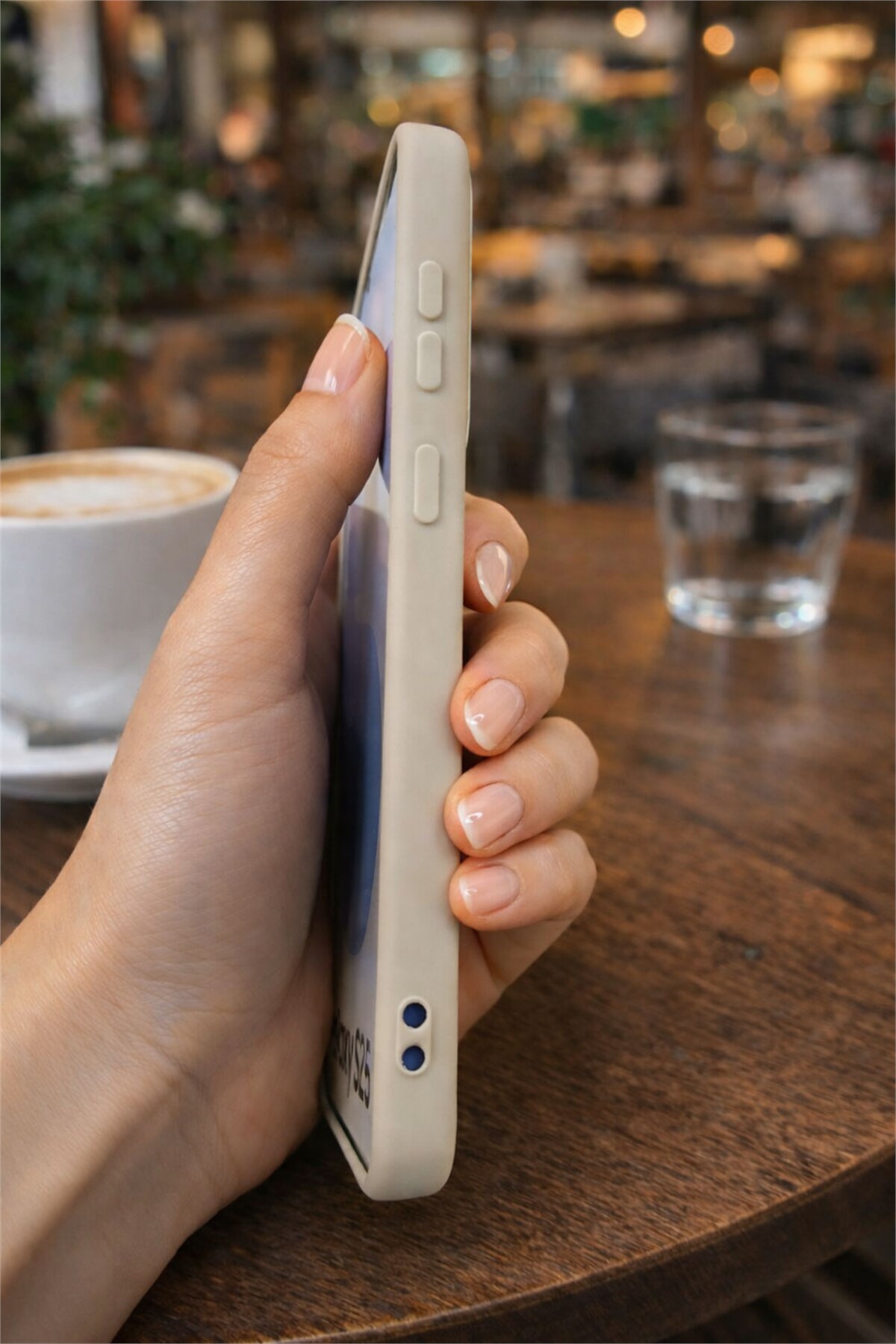 Samsung Galaxy S23 Kılıf – İçi Kadife – MagSafe Uyumlu – Taş Renk – Telefon Kılıfı