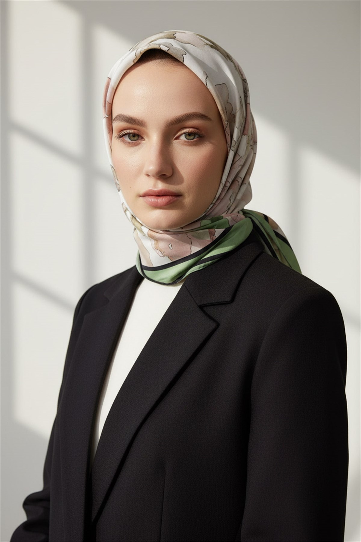 KREP ÇİÇEK DESENLİ BEJ - TABA RENKLİ 75X195 KIRIŞMAZ ŞAL