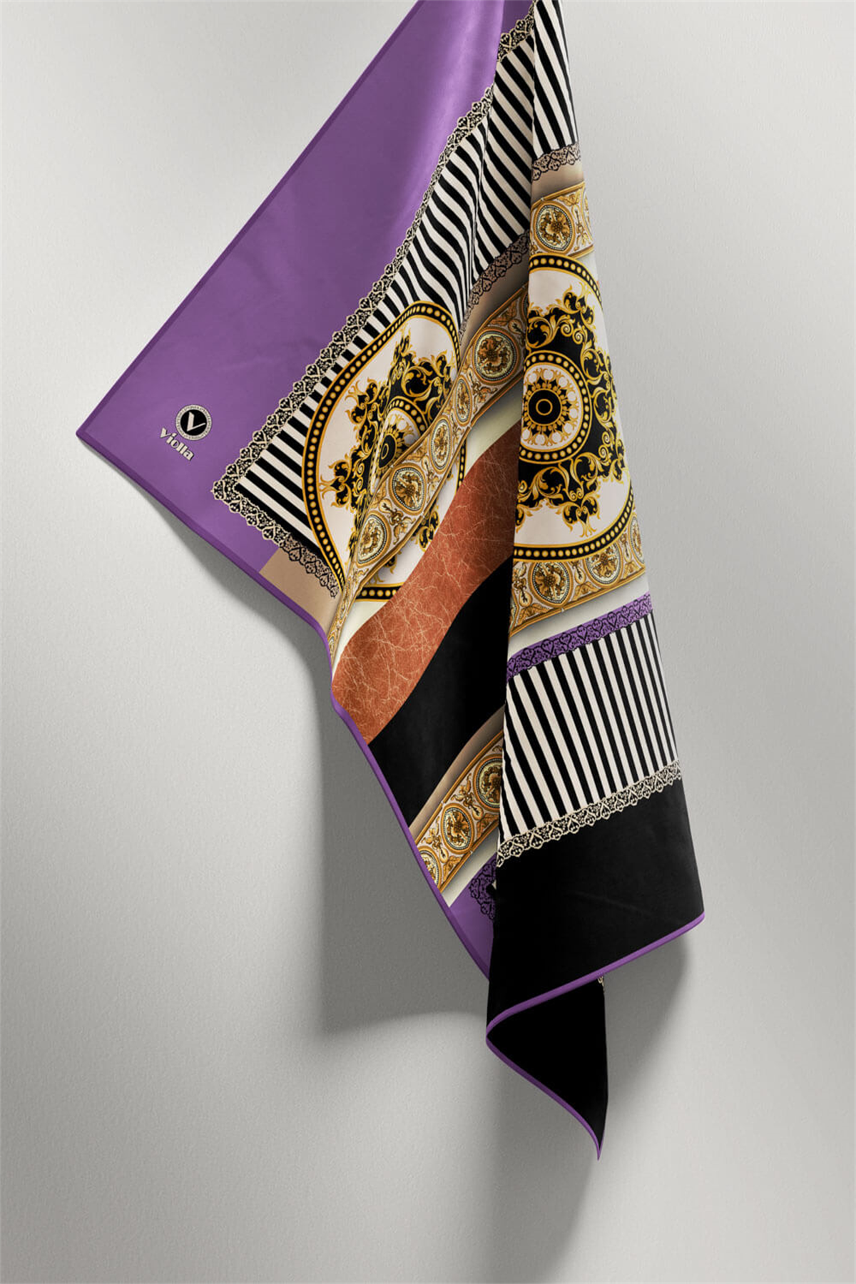 Twill Çizgili ve Barok Desenli Mor Renkli 90x90 Eşarp (İpek İçermez) Kenar Dikiş Şekli El Dikişli
