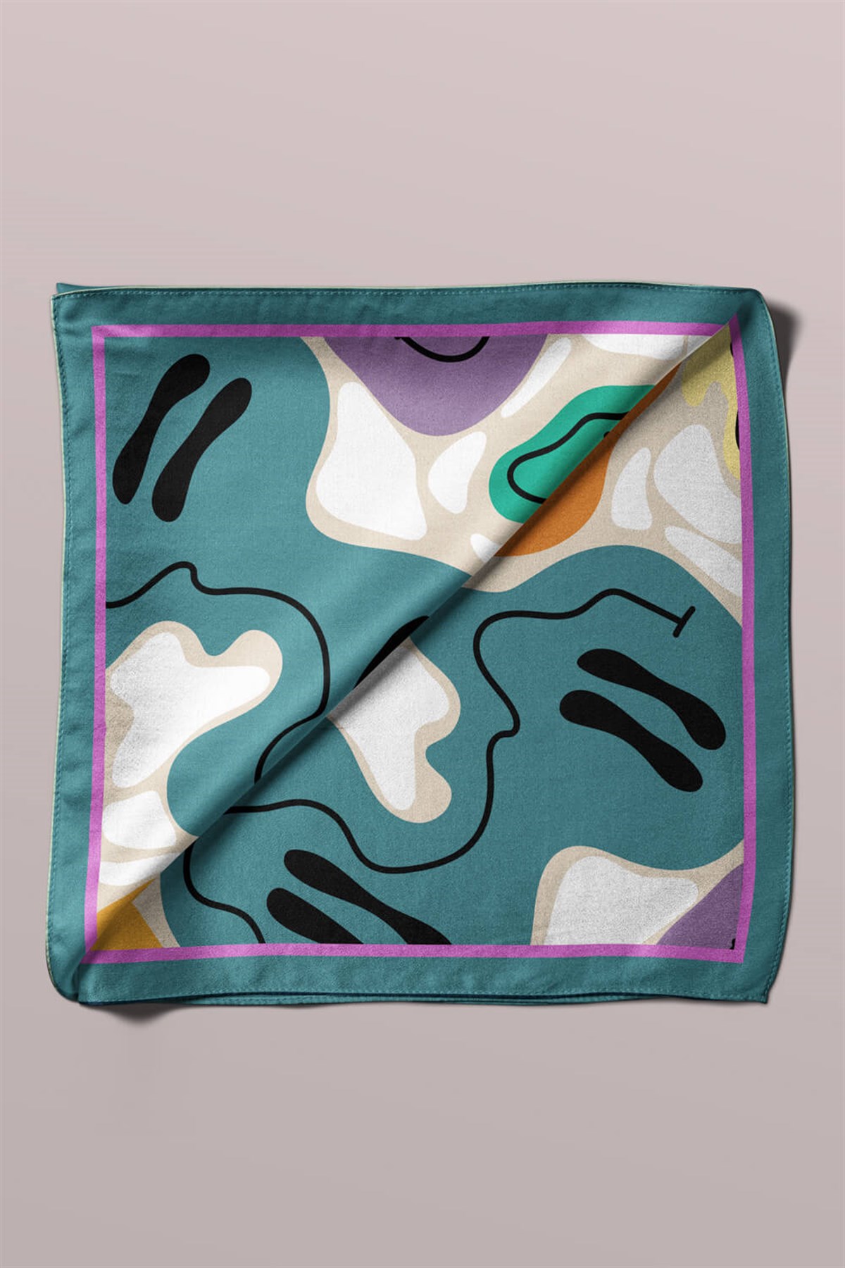 B38 Violla Smiley Desenli Bandana