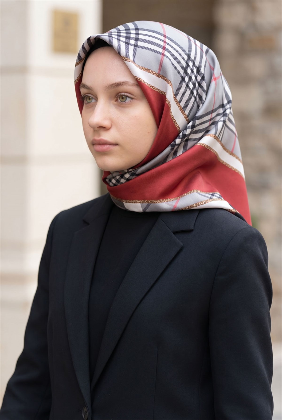 %100 Twill İpek Ekose Desenli Bordo Renkli 90x90 Eşarp Dikim Şekli : El Dikişi