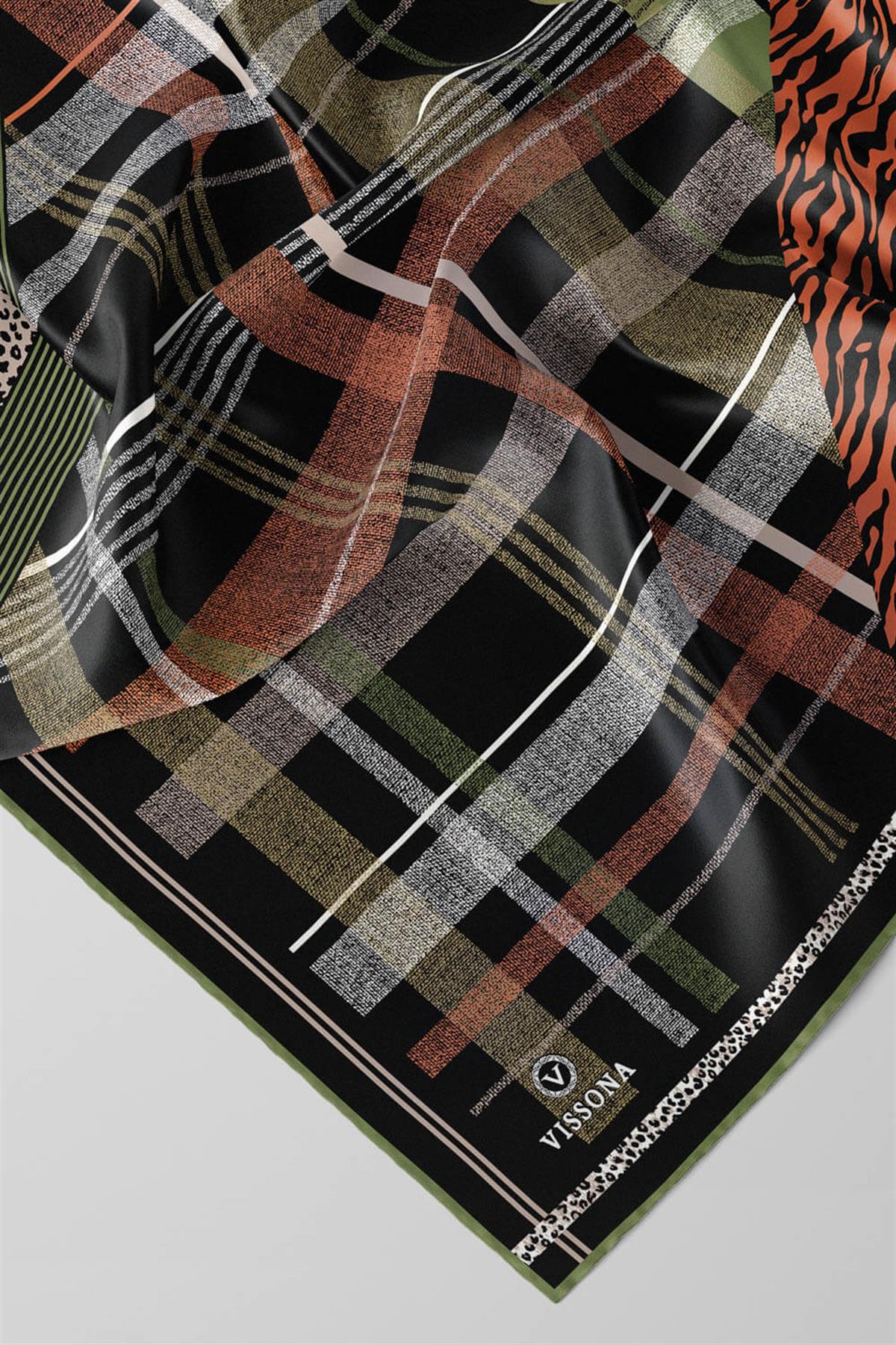 %100 Twill İpek Ekoseli Ve Leopar Desenli Siyah - Haki Renkli 90x90 Eşarp Dikim Şekli : El Dikişi