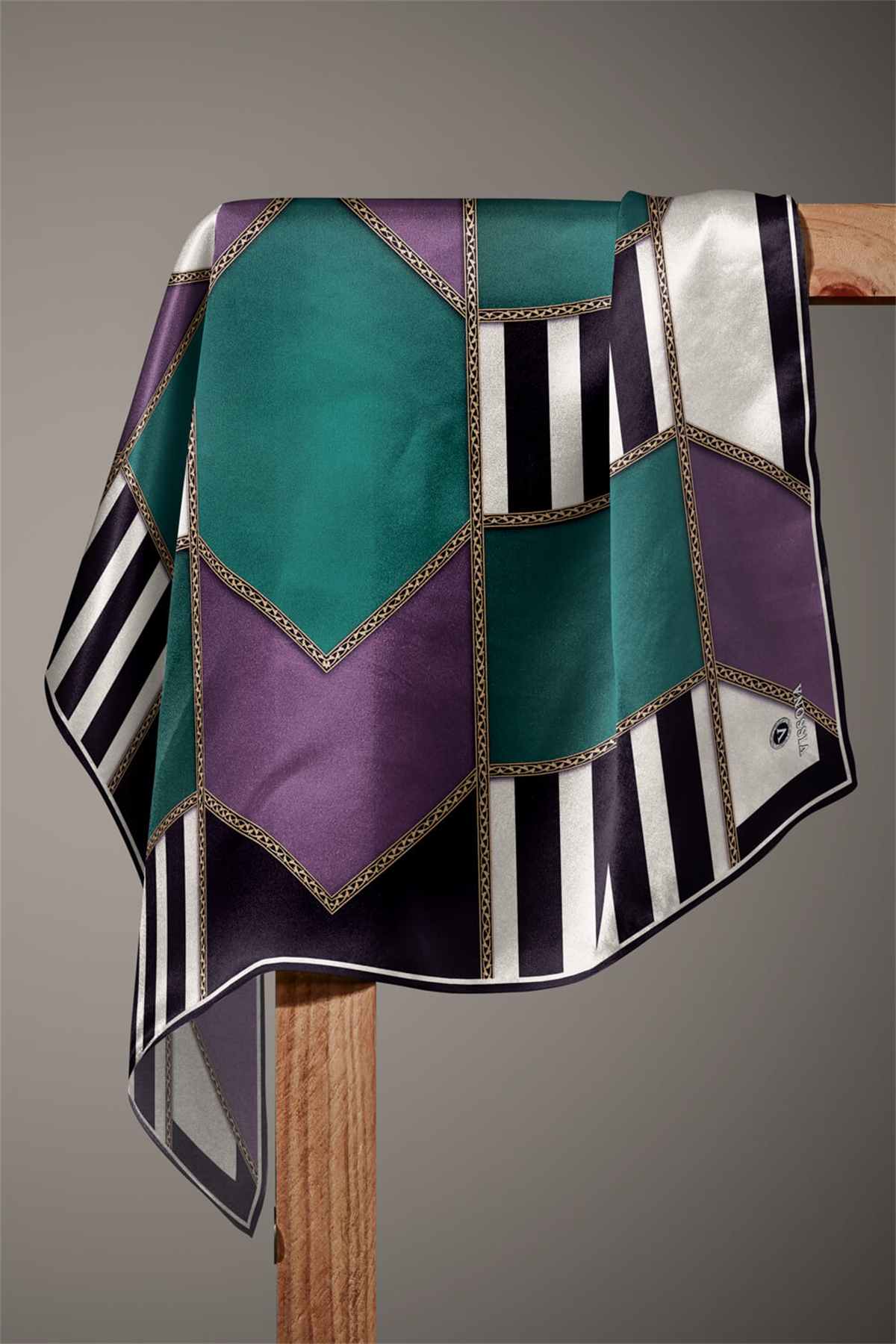 %100 Twill İpek Geometrik Desenli Lila - Petrol Yeşili Renkli 90x90 Eşarp Dikim Şekli : El Dikişi