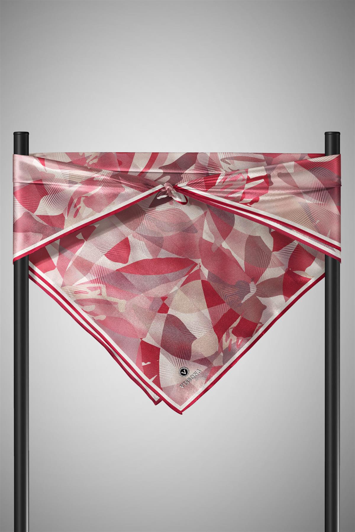 %100 Twill İpek Çiçek Desenli Bordo Renkli 90x90 Eşarp Dikim Şekli : El Dikişi