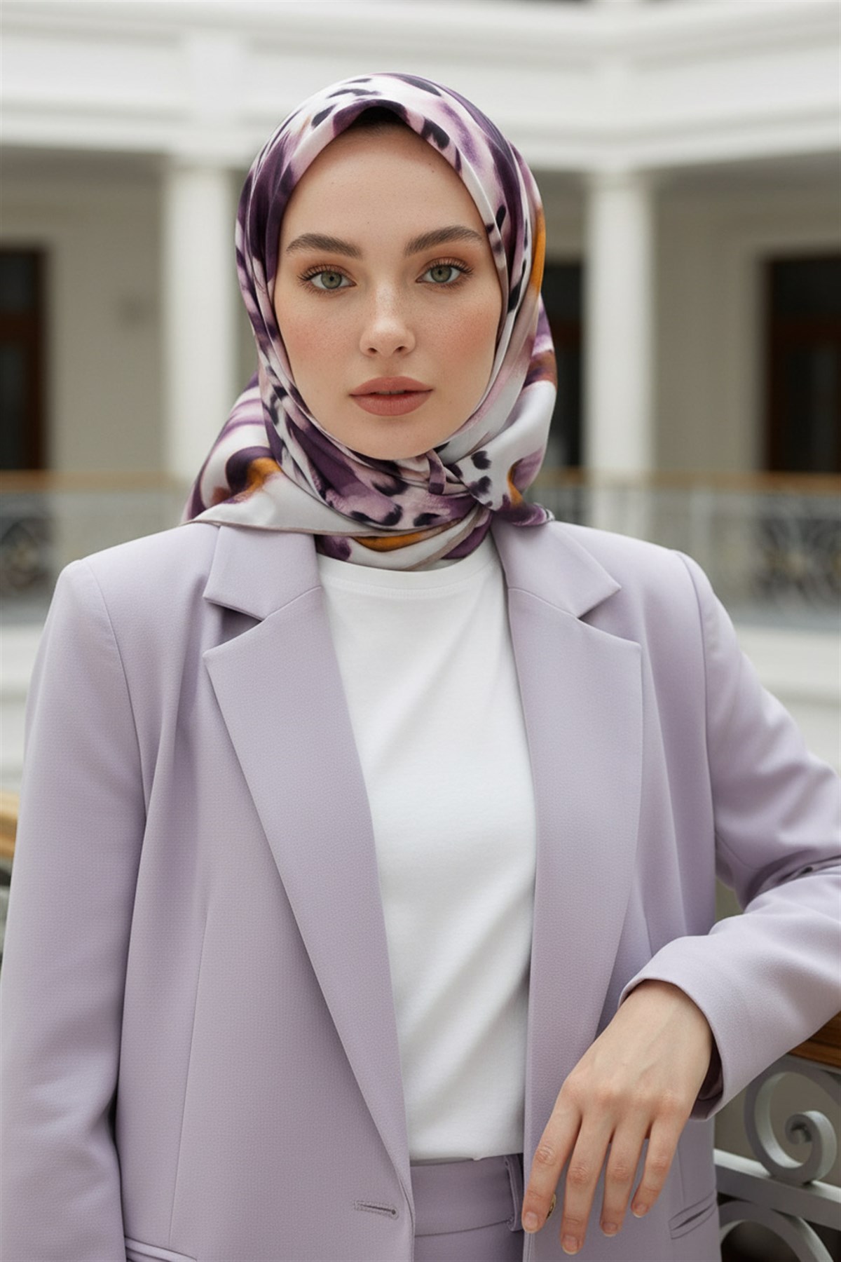%100 Twill İpek Batik Desenli Mürdüm - Turuncu Renkli 90x90 Eşarp Dikim Şekli : El Dikişi