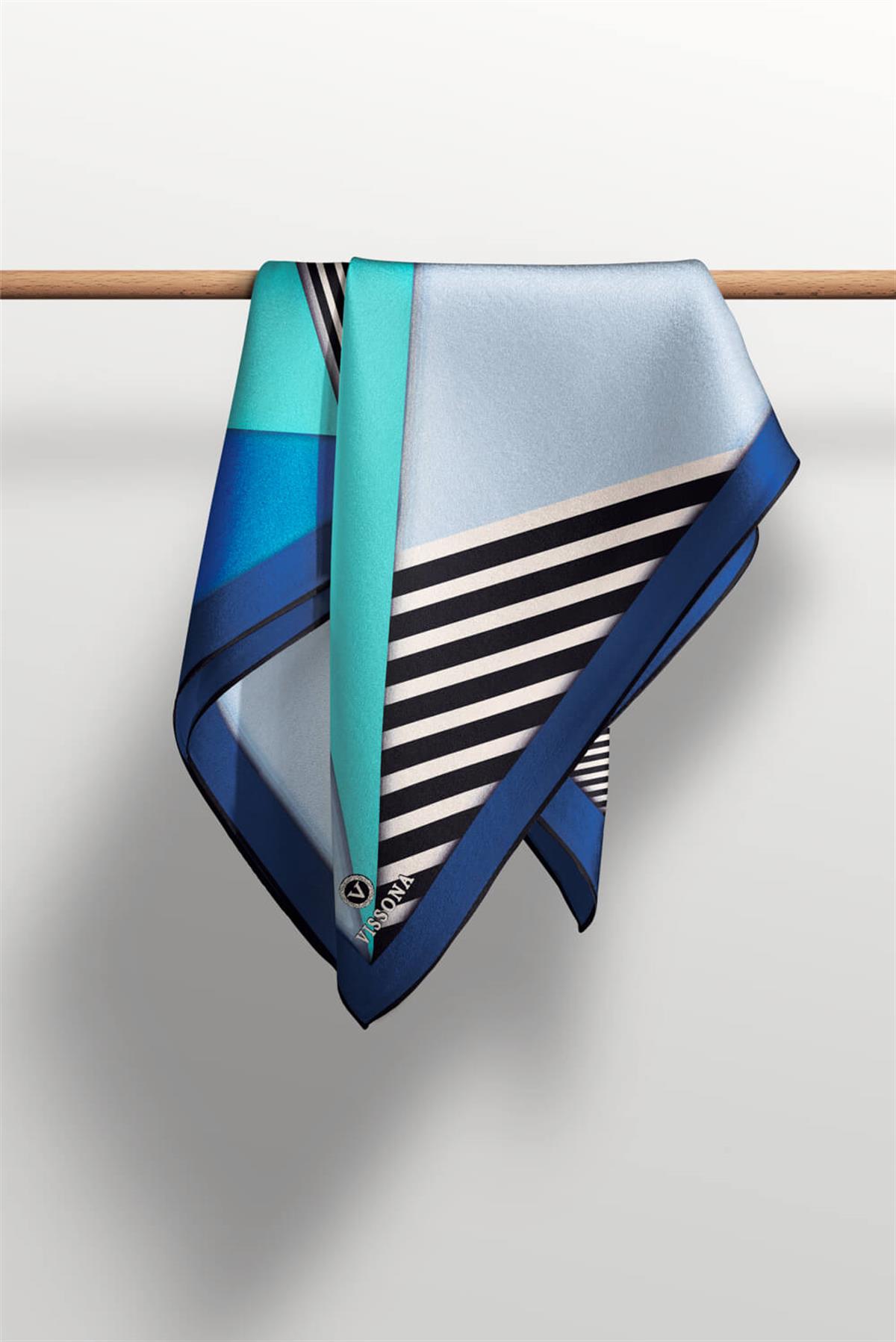 %100 Twill İpek Çizgili ve Geometrik Desenli Saks - Mint Yeşili Renkli 90x90 Eşarp Dikim Şekli : El Dikişi