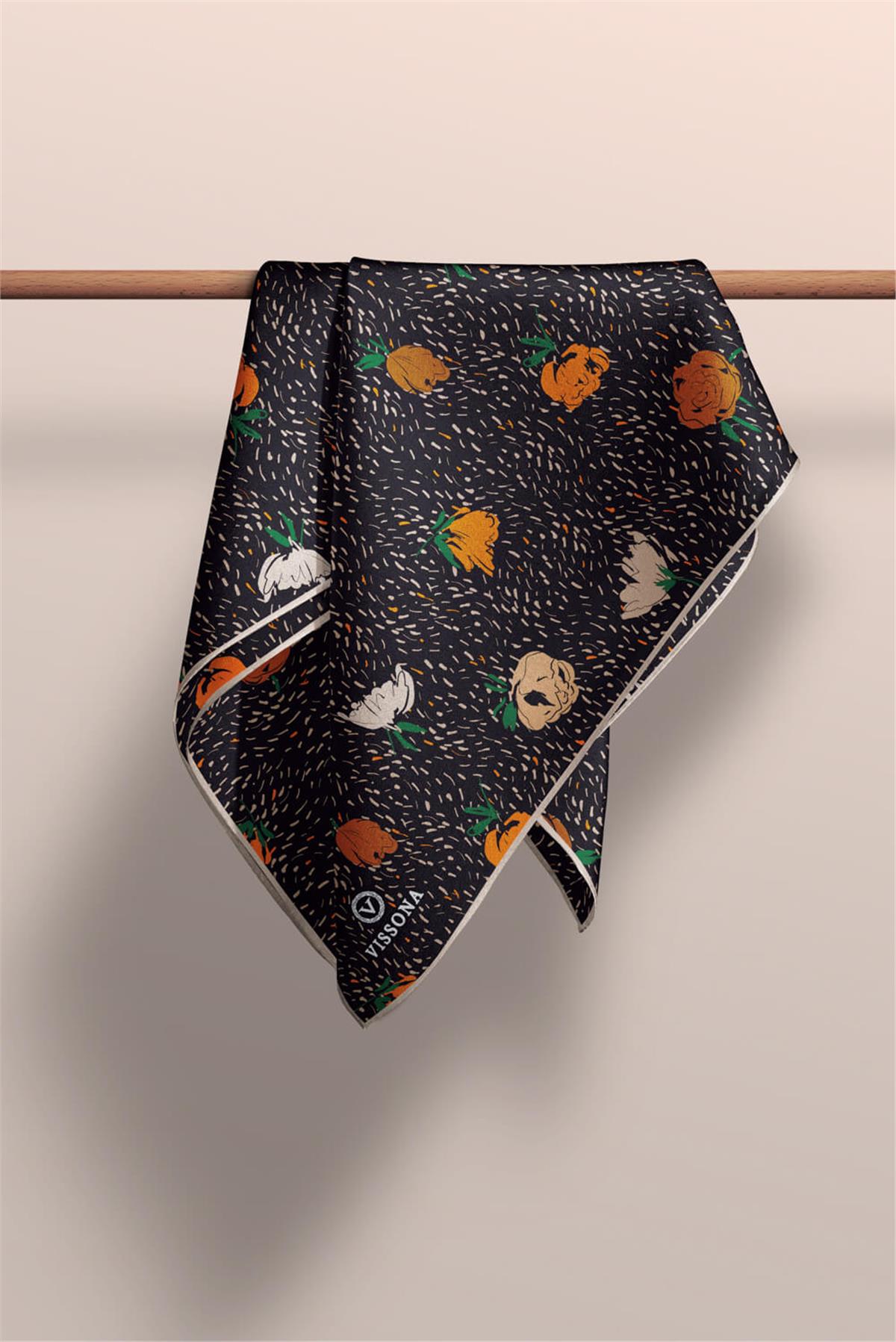 %100 Twill İpek Çıtır Çiçek Desenli Siyah - Taba Renkli 90x90 Eşarp Dikim Şekli : El Dikişi