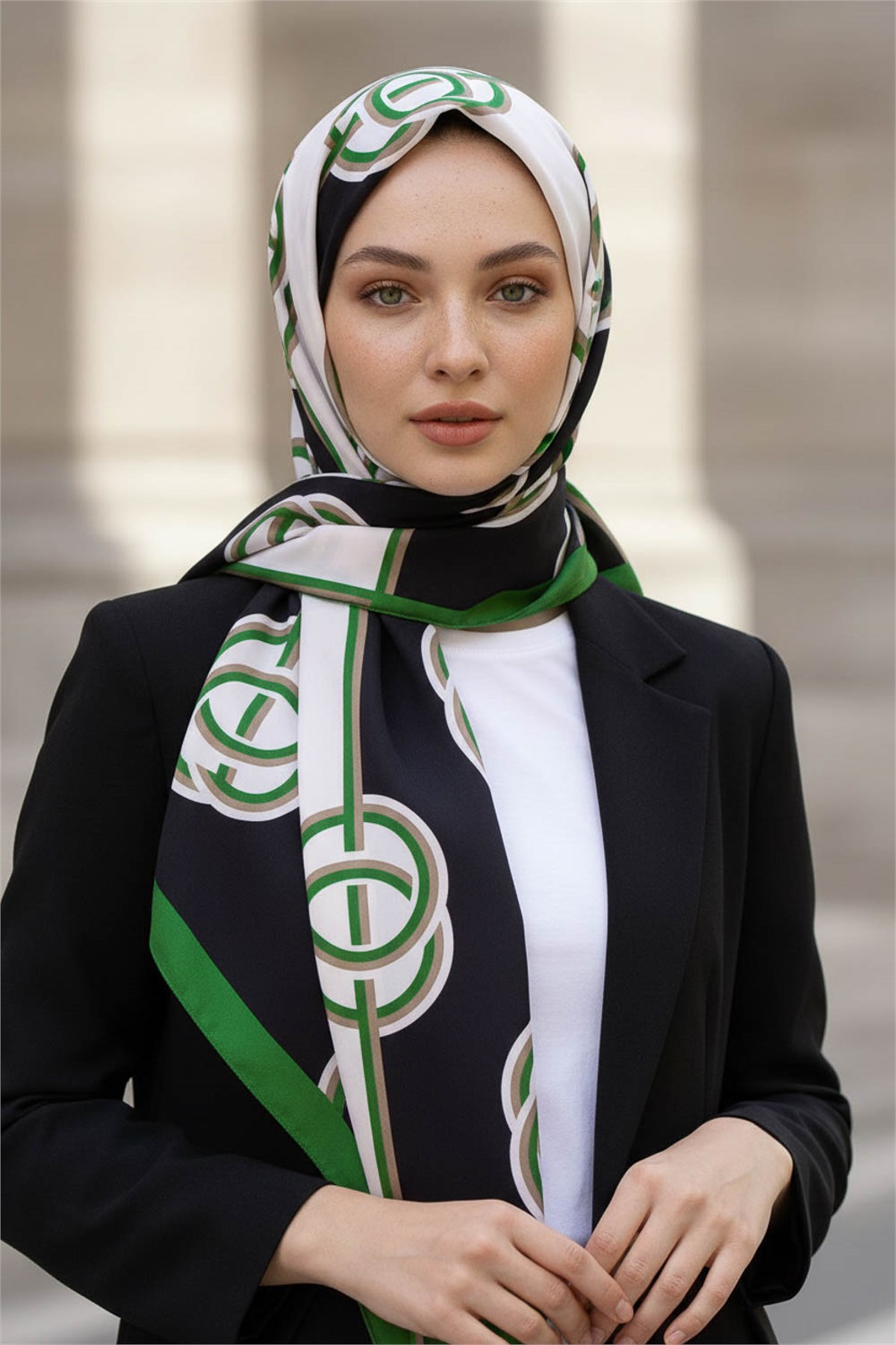 KREP ÇİZGİLİ DESENLİ ZÜMRÜT YEŞİLİ RENKLİ 75X195 KIRIŞMAZ ŞAL