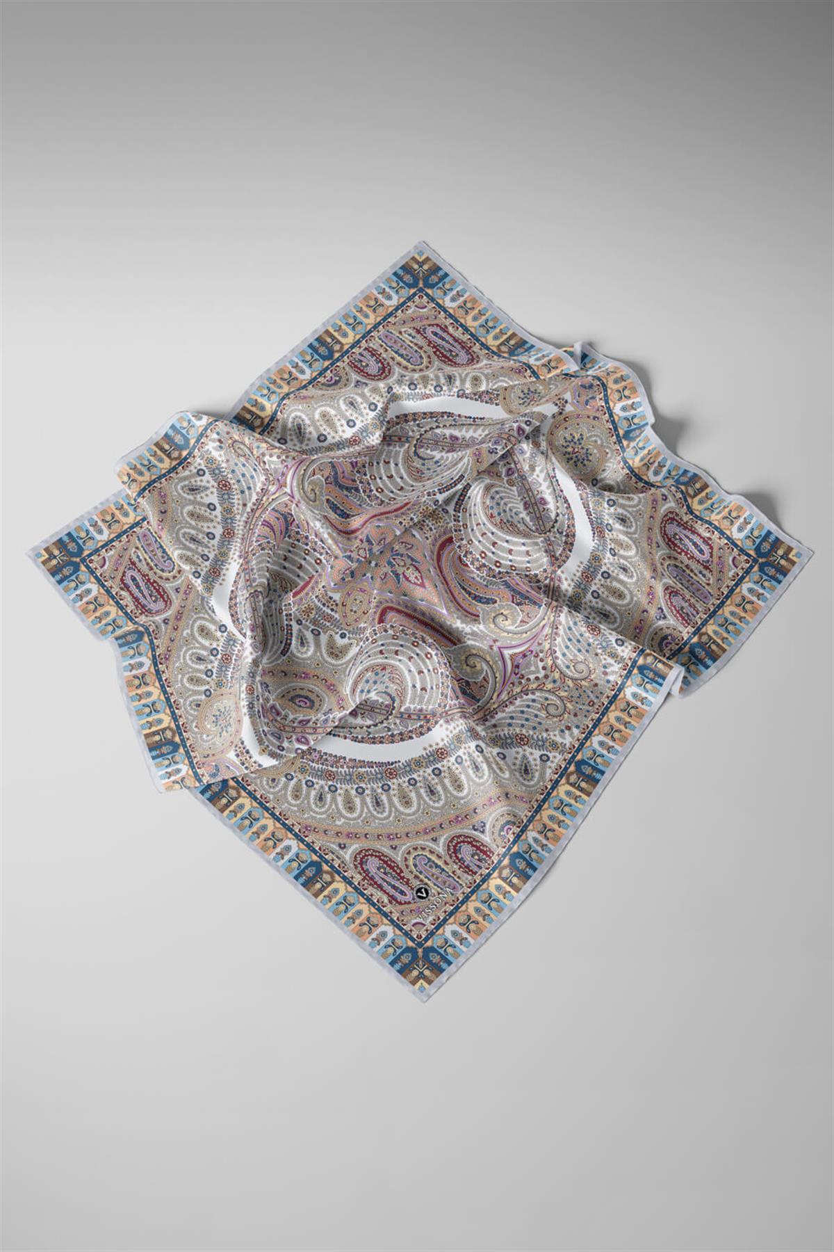 %100 Twill İpek Etro Desenli Gri - Somon Renkli 90x90 Eşarp Dikim Şekli : El Dikişi