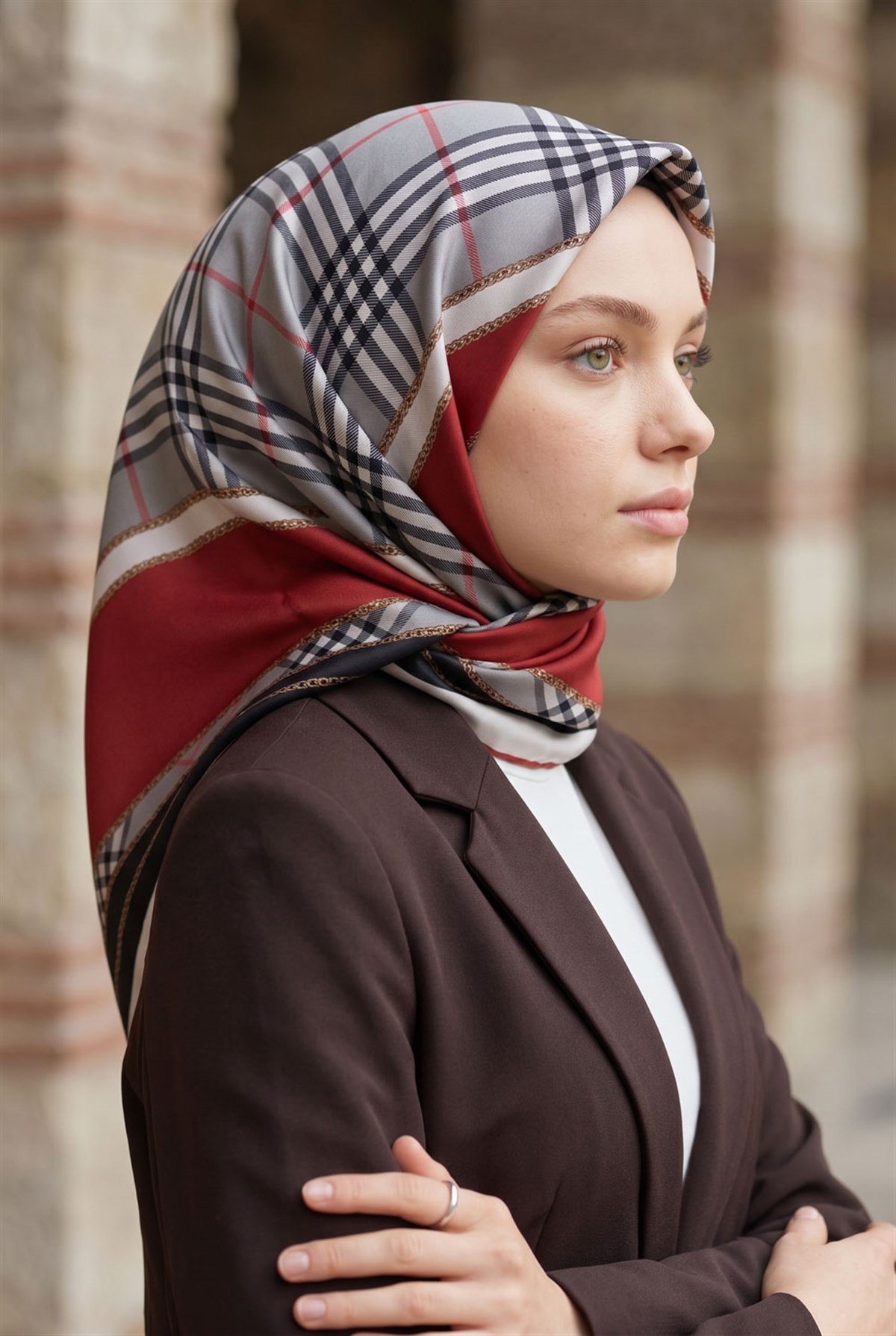 %100 Twill İpek Ekose Desenli Bordo Renkli 90x90 Eşarp Dikim Şekli : El Dikişi