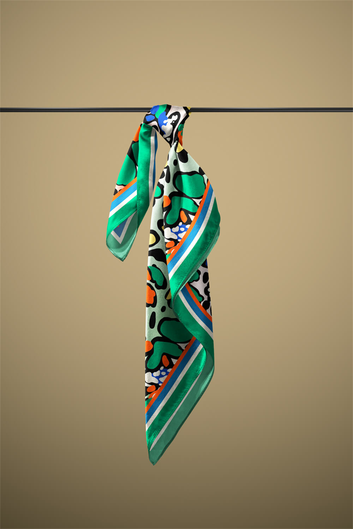 D26 WATERCOLOR LEOPARD BANDANA